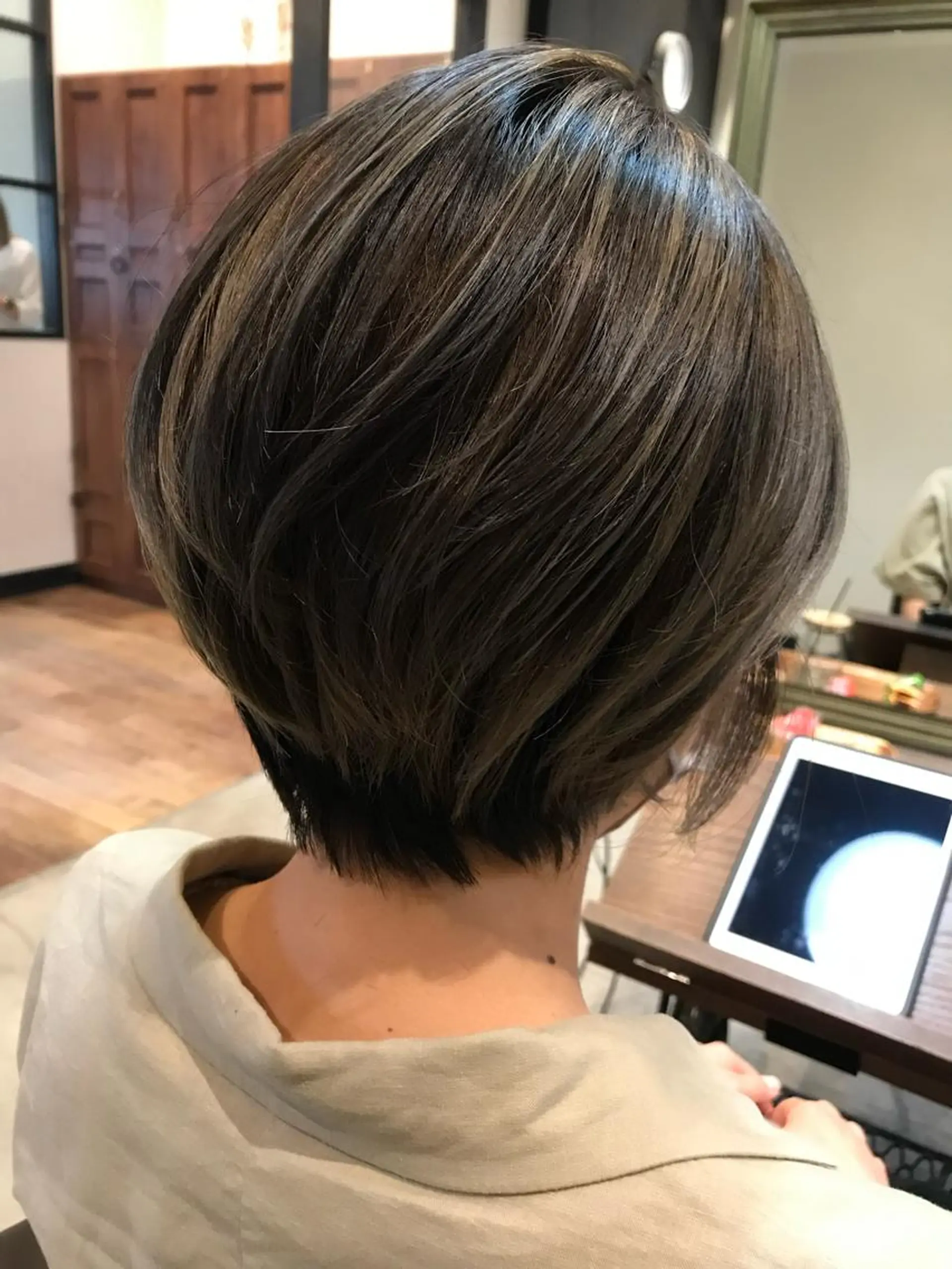 ショート カラー ダブルカラー 透明感カラー/タイラのヘアスタイル