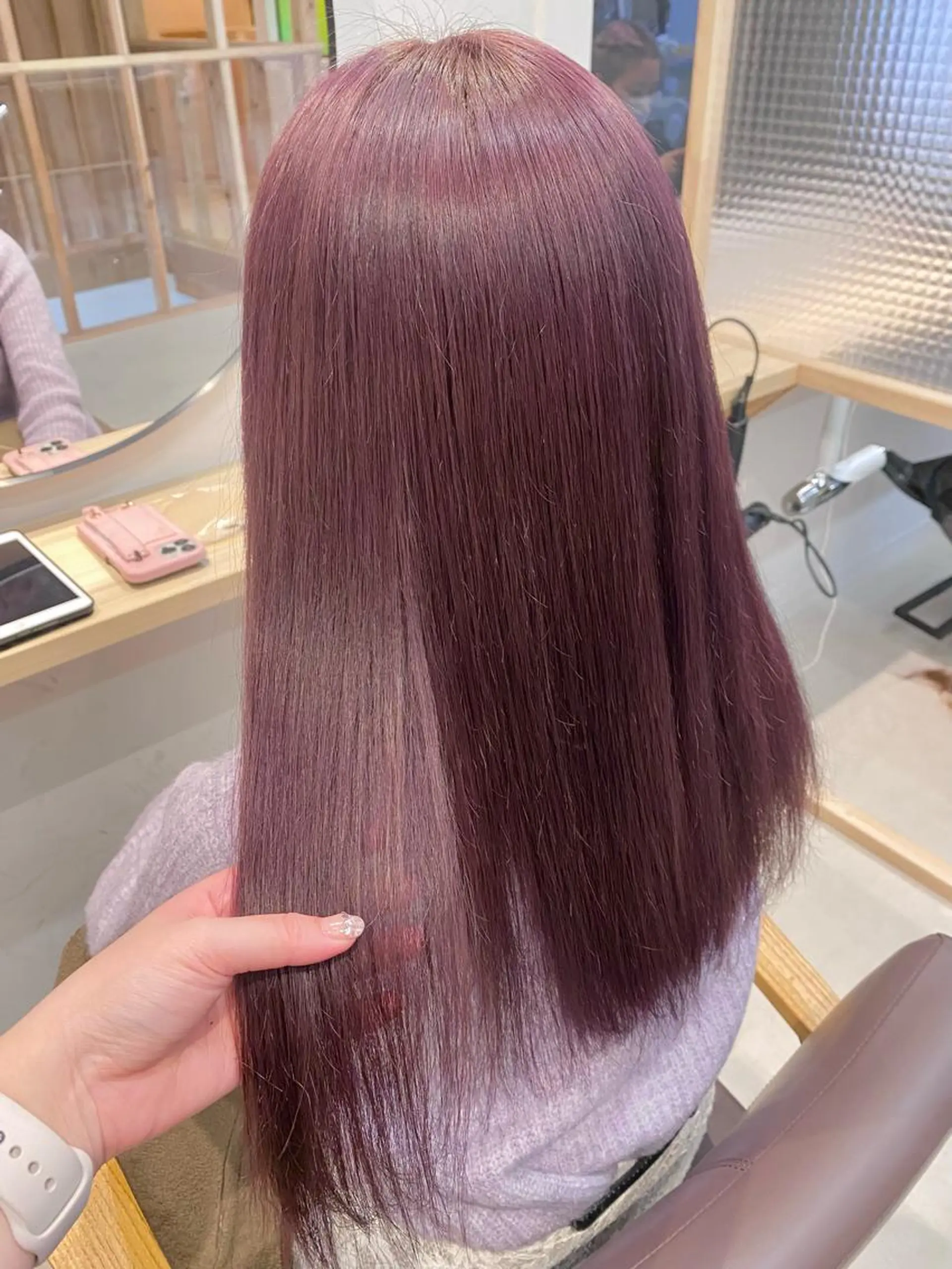 ロング ヘアカラー トリートメント ブリーチなしカラー ダブルカラーエクステのヘアスタイル