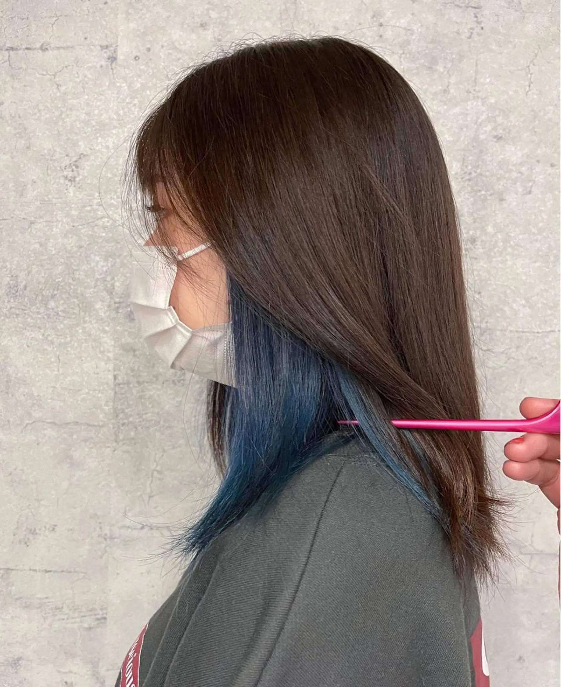 セミロング カラー ブリーチ ヘアカラー 唐澤 千尋のヘアスタイル