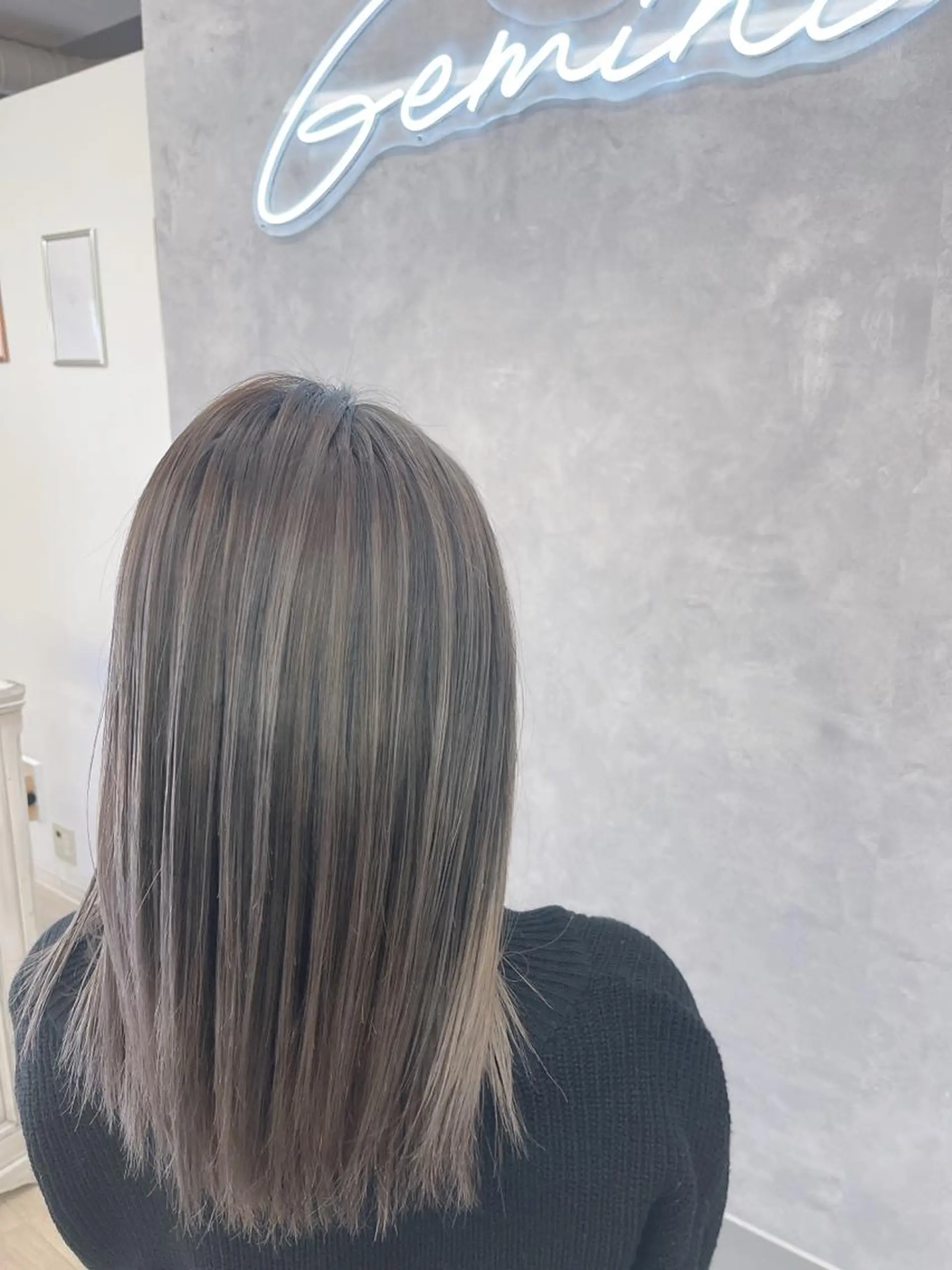 カラー Gemini代表 Maedaのヘアスタイル