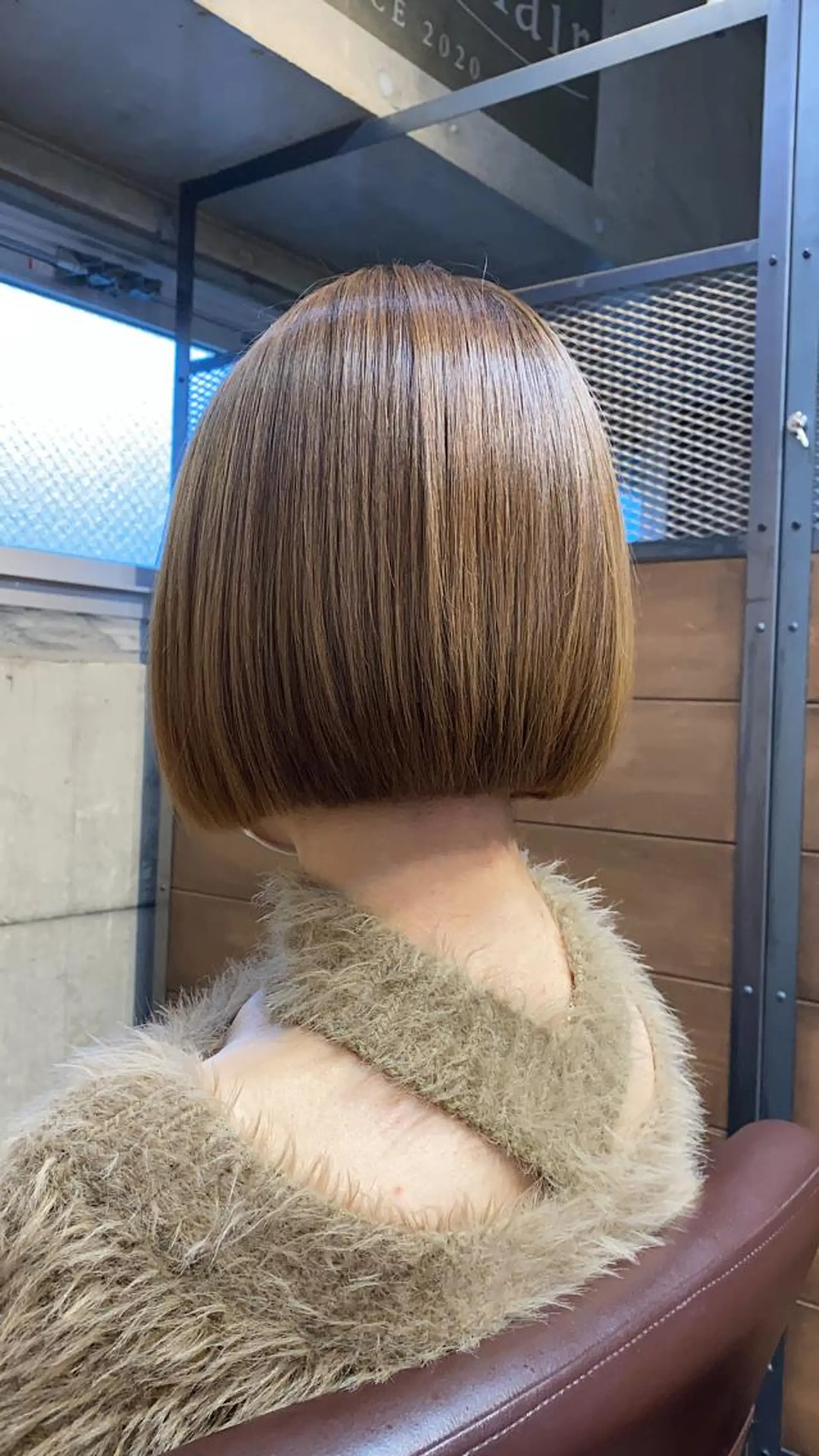 ショート 切りっぱなしボブ ボブ トリートメント 当日予約OK⭕️ 佐藤太一のヘアスタイル