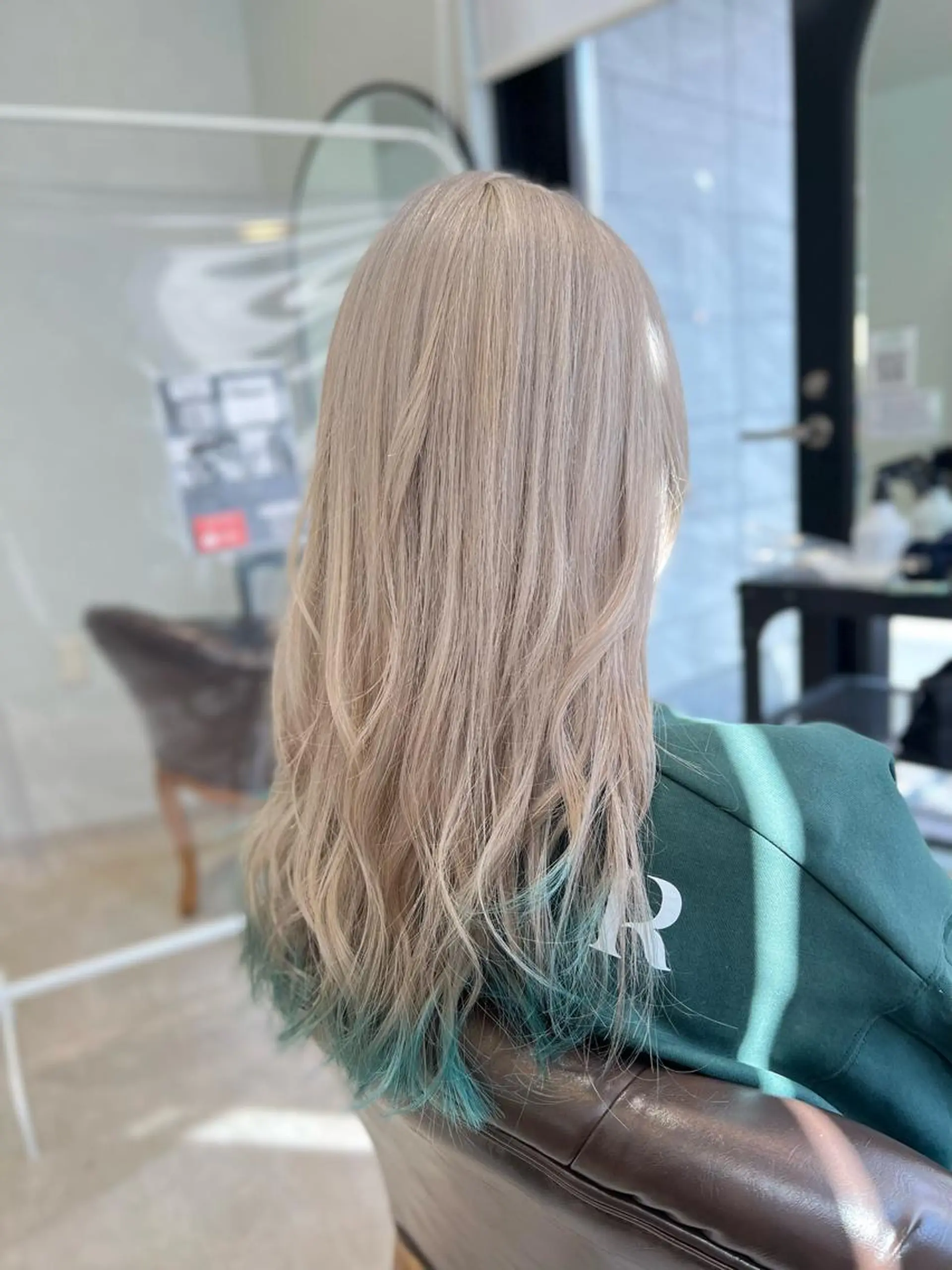 セミロング カラー 💎エクステ専門店 BIZE梅田🇰🇷のヘアスタイル