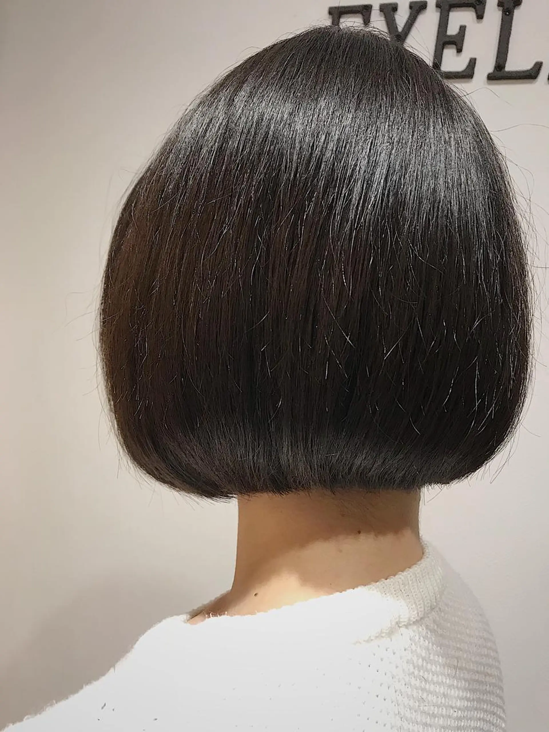ショート ワンレンボブ ボブ 藤井 健のヘアスタイル