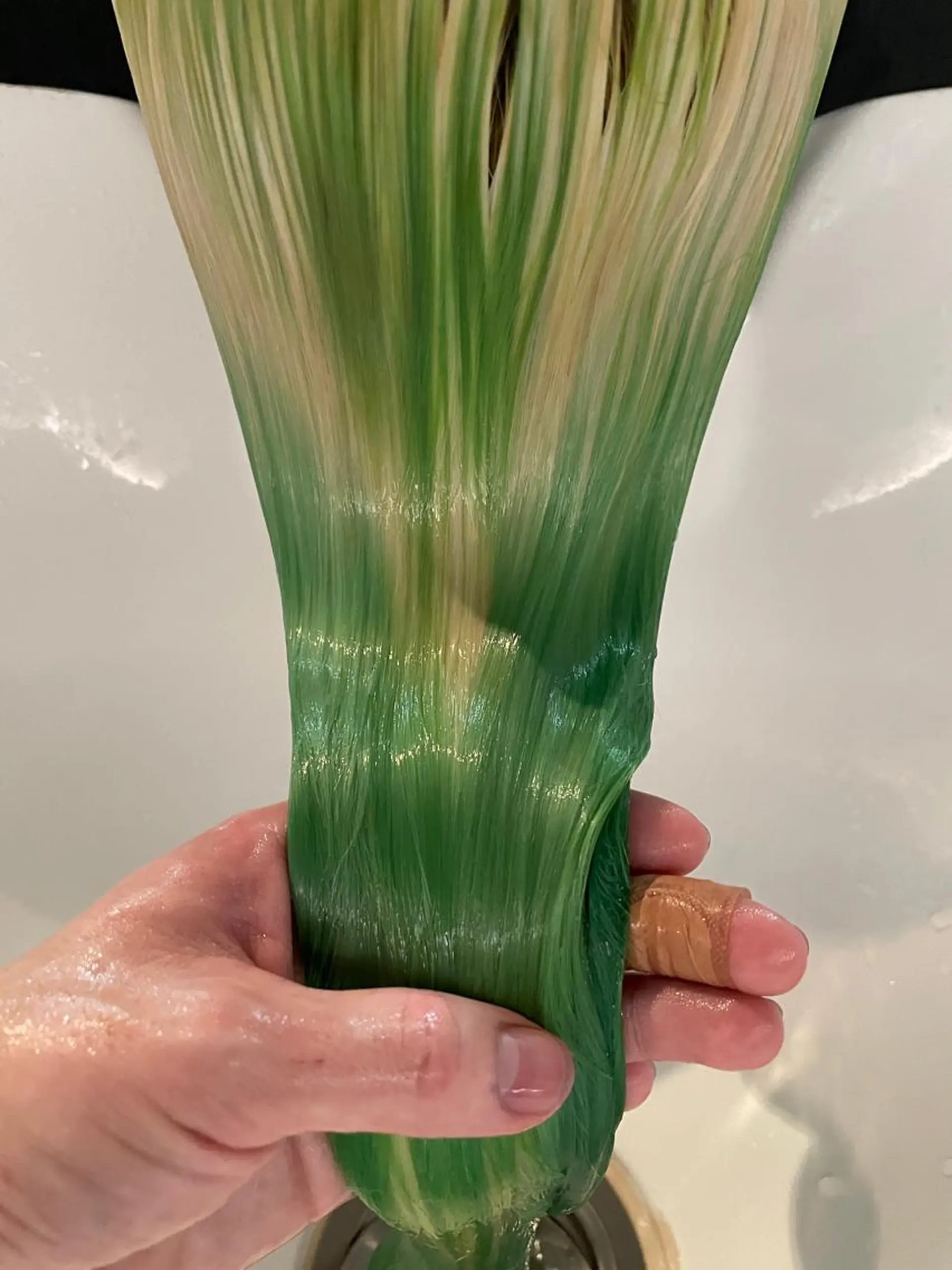 ミディアム カラー メンズ ヘアカラー 吉田一輝 外国人パーマのヘアスタイル