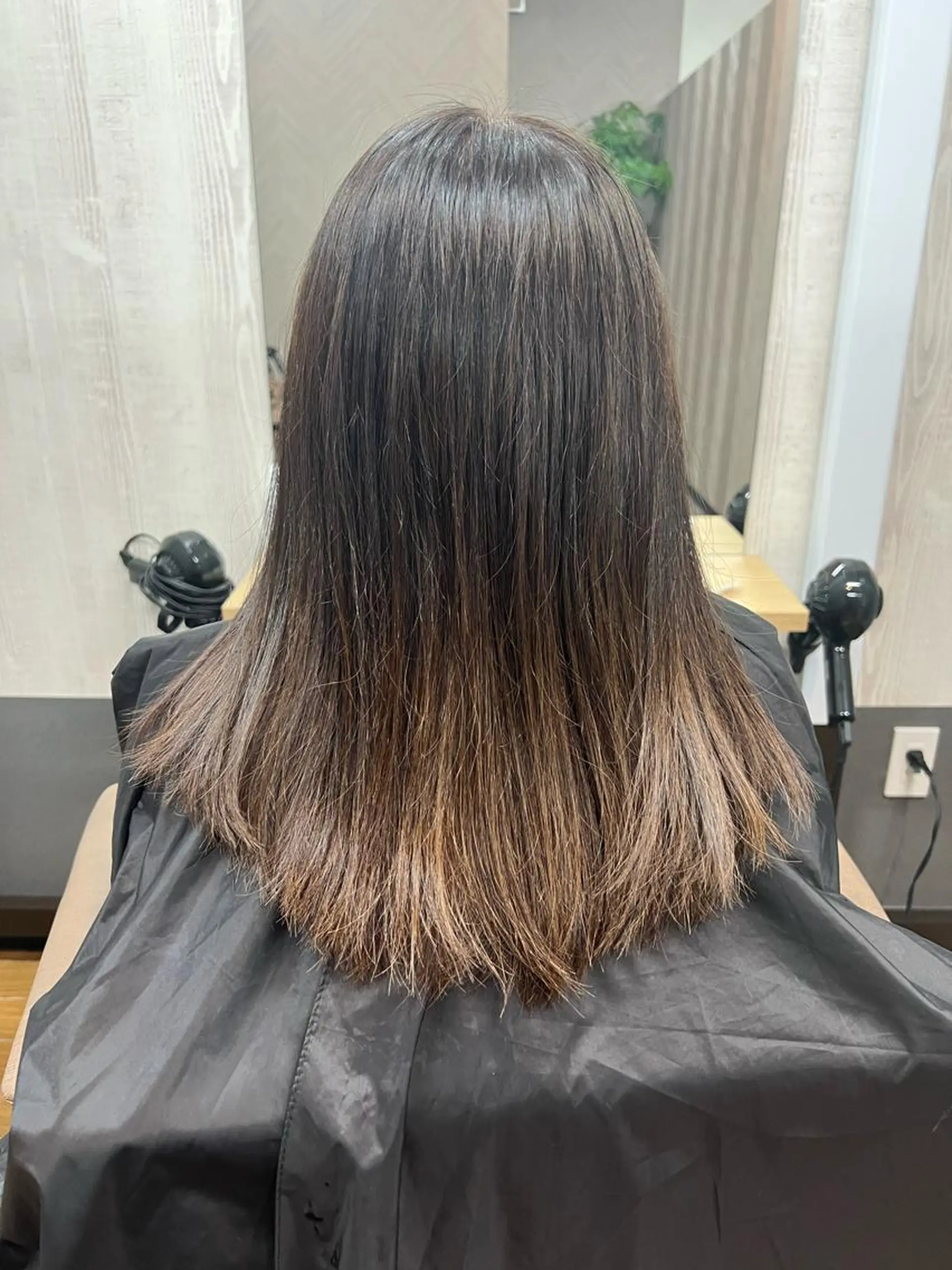 セミロング TELA HAIR 幕張本郷店　千尋のヘアスタイル