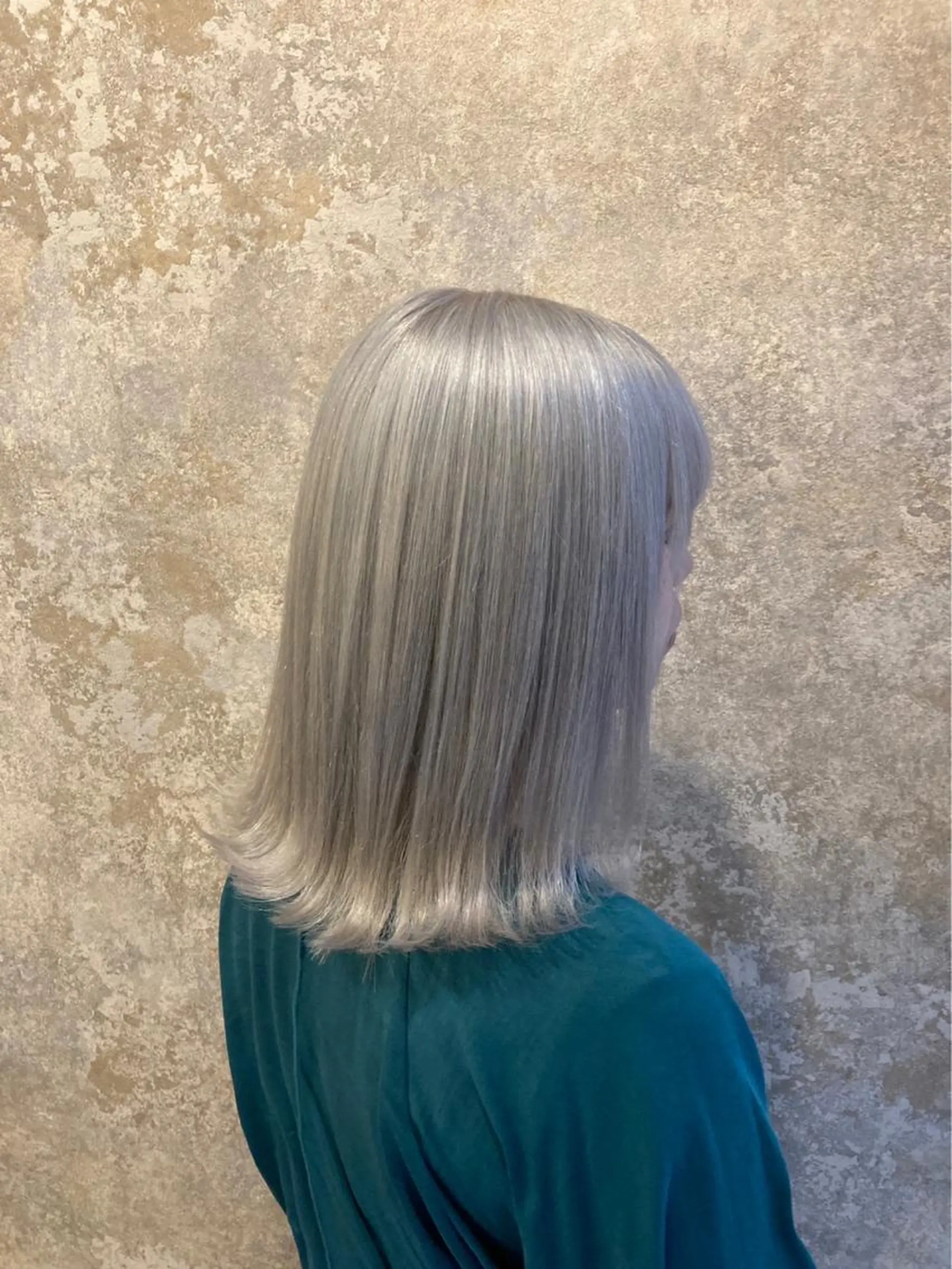 ミディアム ヘアカラー マテリアル 中央駅店のヘアスタイル