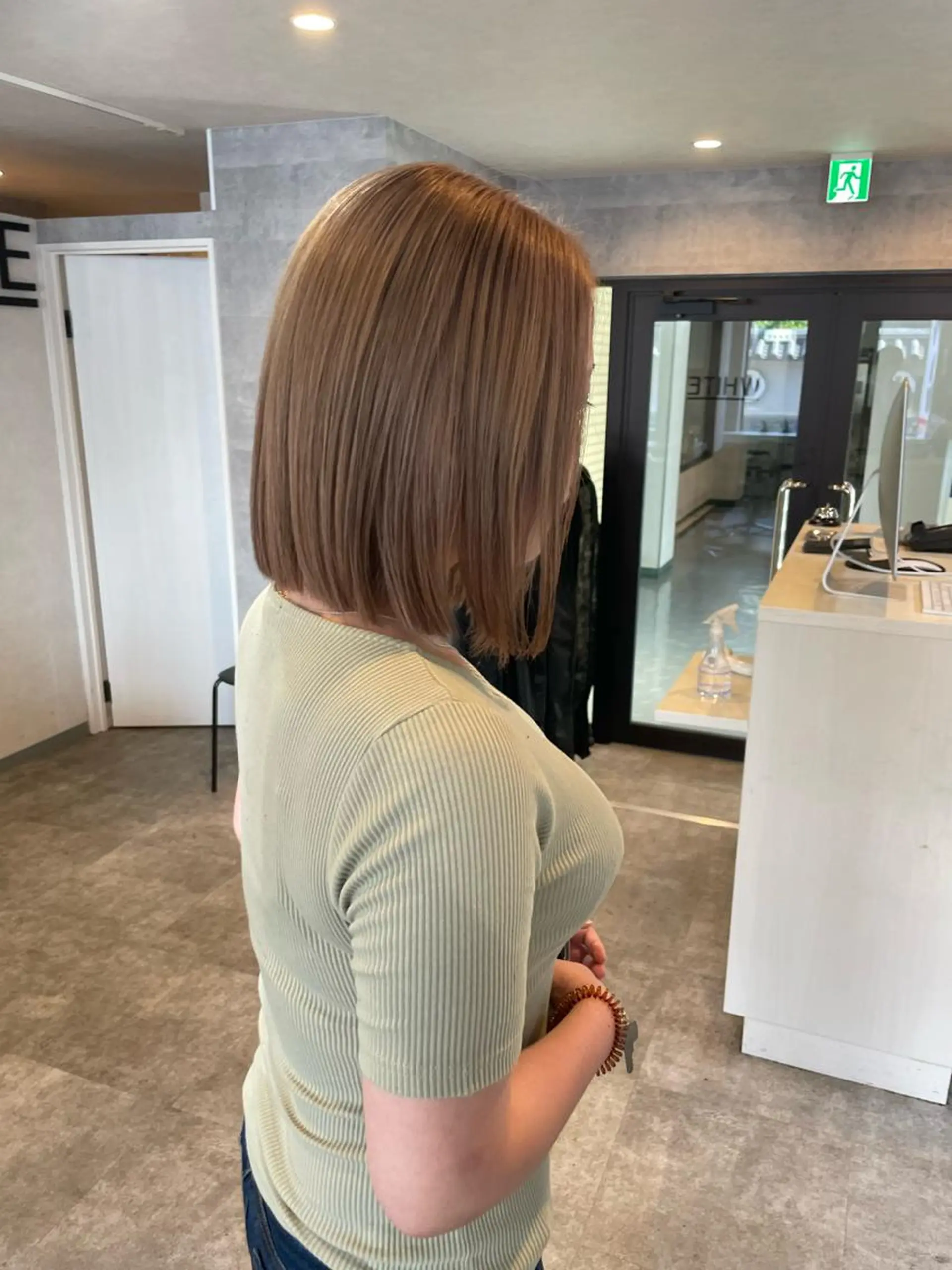 ショート ヘアカラー トリートメント Sherry大国町所属・髪質改善×縮毛矯正 ×艶カラーNAOのヘアスタイル