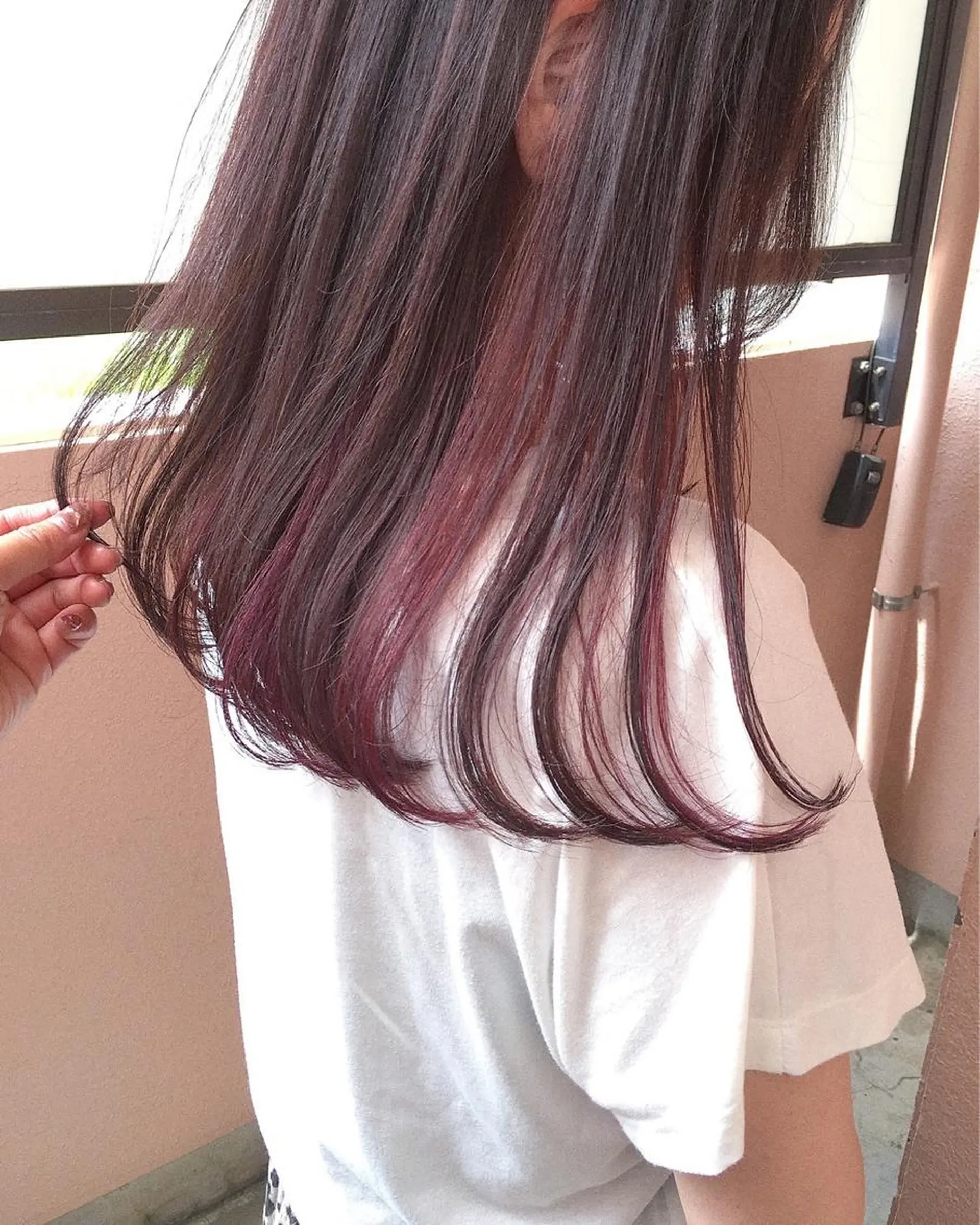 ロング カラー シガ ミクトのヘアスタイル