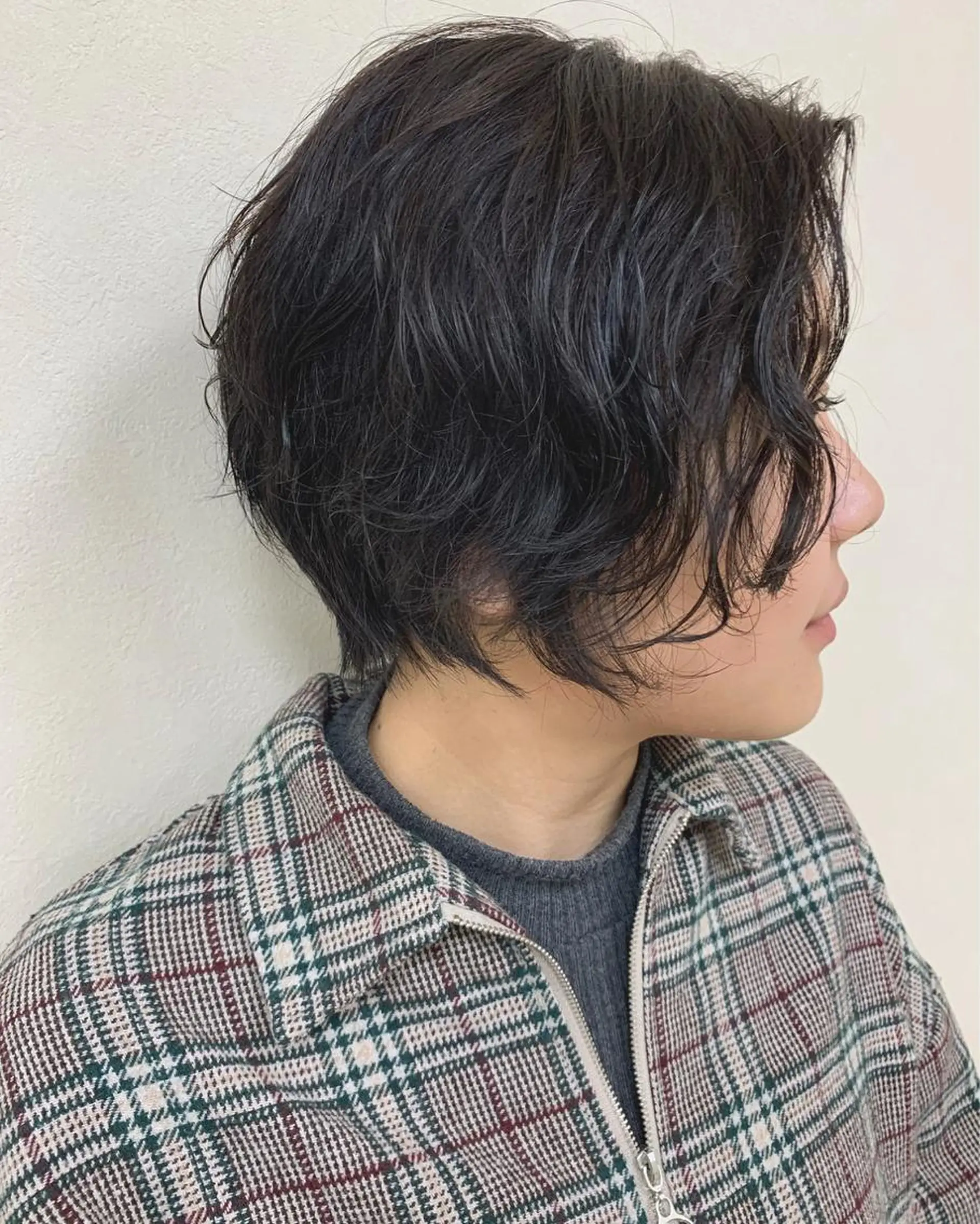 ショート カラー パーマ 切りっぱなしボブ ショートボブ ハンサムショート ボブ ショートヘア カット パーマ トリートメント 初めてのショート お任せください✂️のヘアスタイル