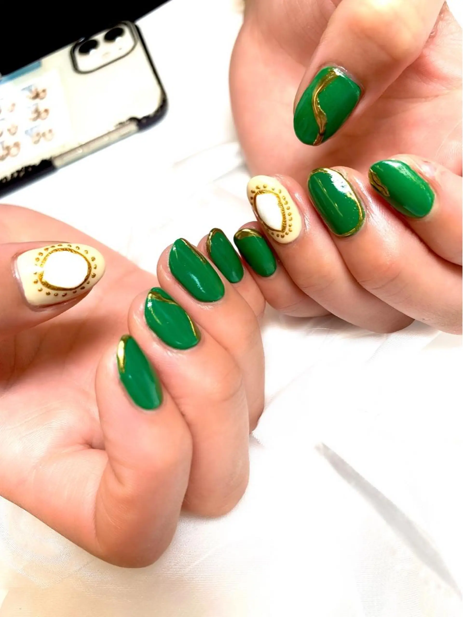 ネイル ジェルネイル ミラーネイル ニュアンスネイル オフィスネイル パラジェル ハンドネイル clover nailのネイルデザイン