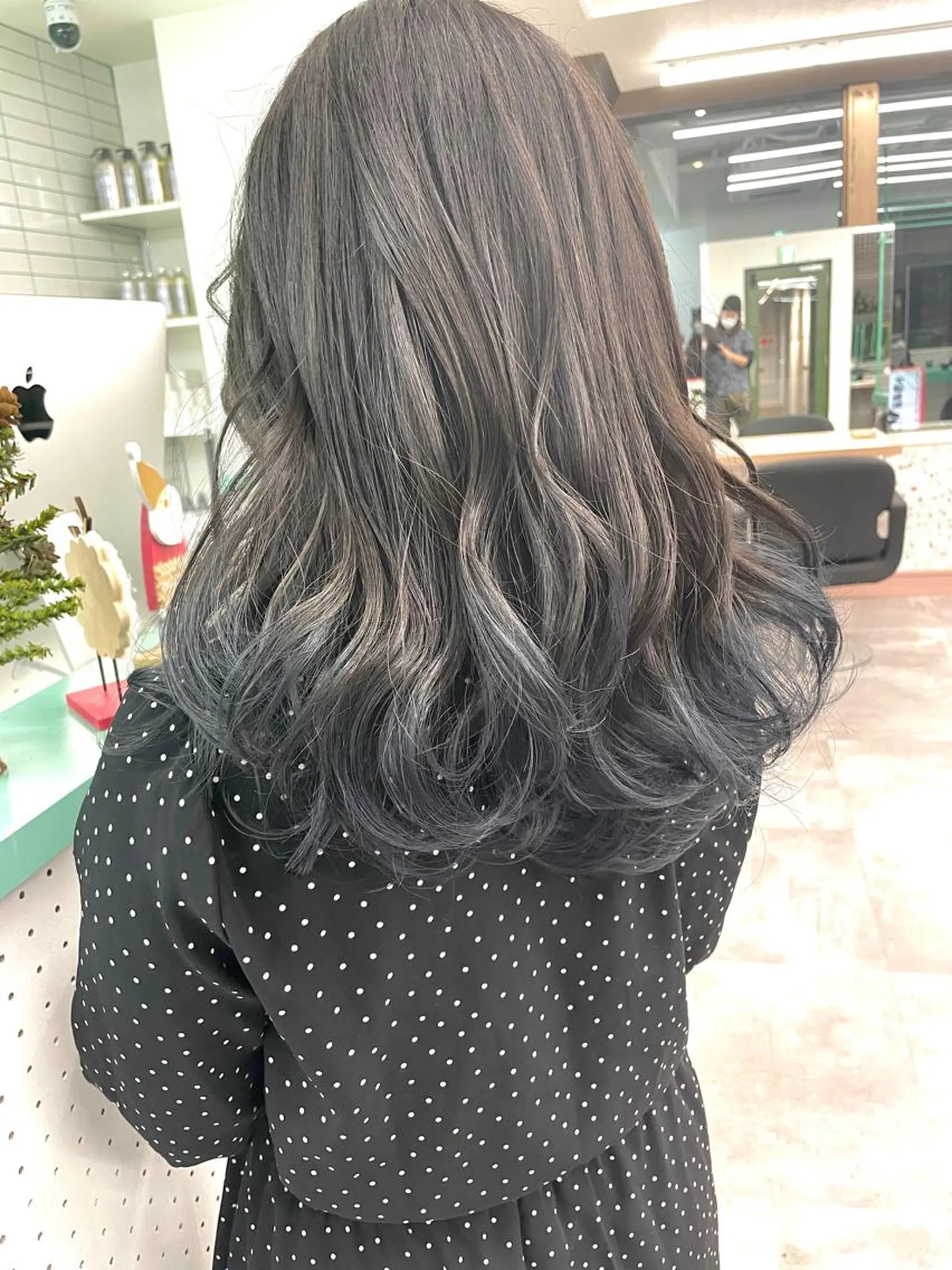 セミロング カラー ブルーカラー ブルーグレー カット ヘアカラー トリートメント 💚透明感カラー💚 ♻️本間♻️のヘアスタイル