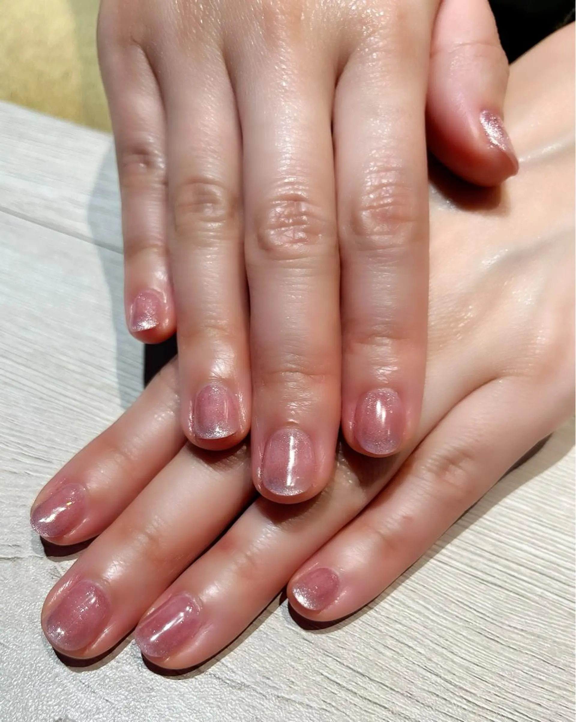 ネイル フレンチネイル マグネットネイル ASPILEAF所属・アスピリーフ さとみのマツエク・マツパデザイン