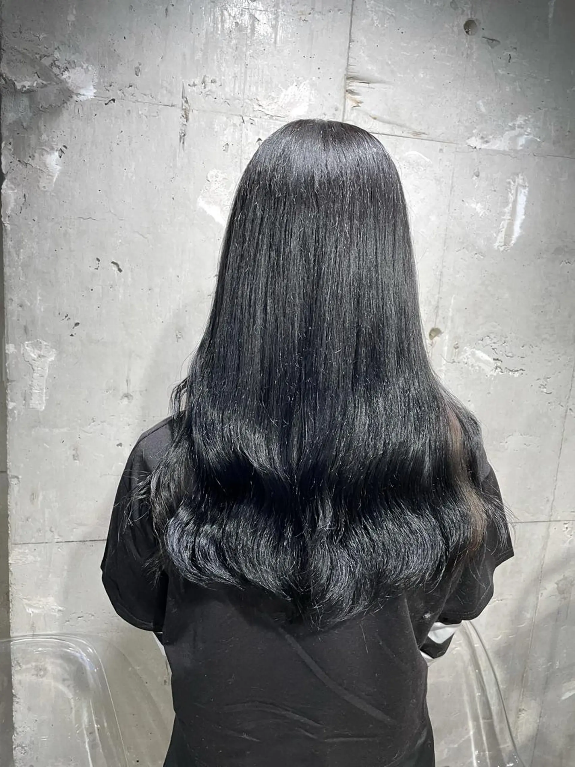ロング カラー 黒髪 ブルーカラー ブルーブラック ヘアカラー ヘッドスパ ヘアセット ベージュカラー💖 やすひろのヘアスタイル