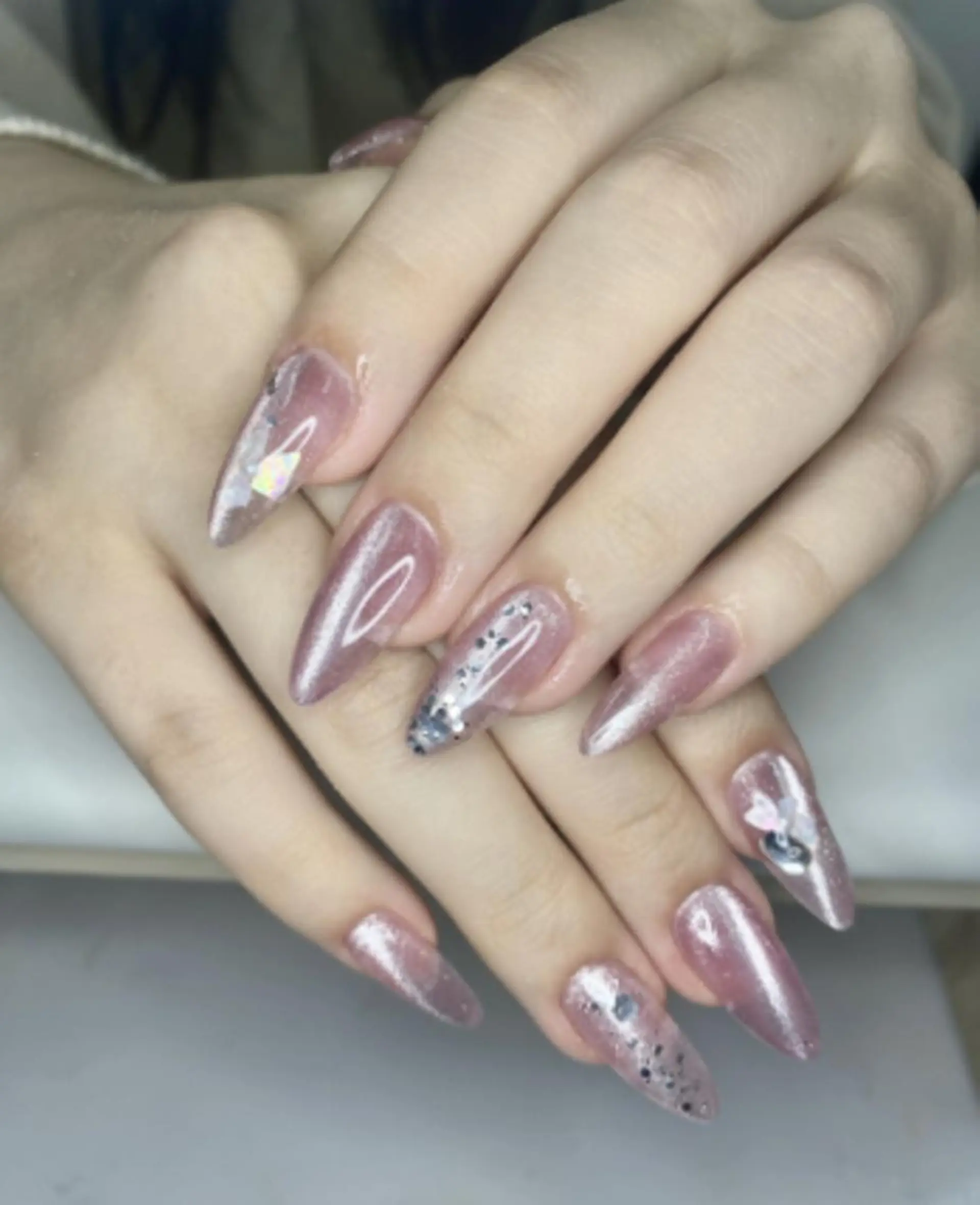 ネイル 長さ出し ネイルチップ Queen's ゆなのネイルデザイン