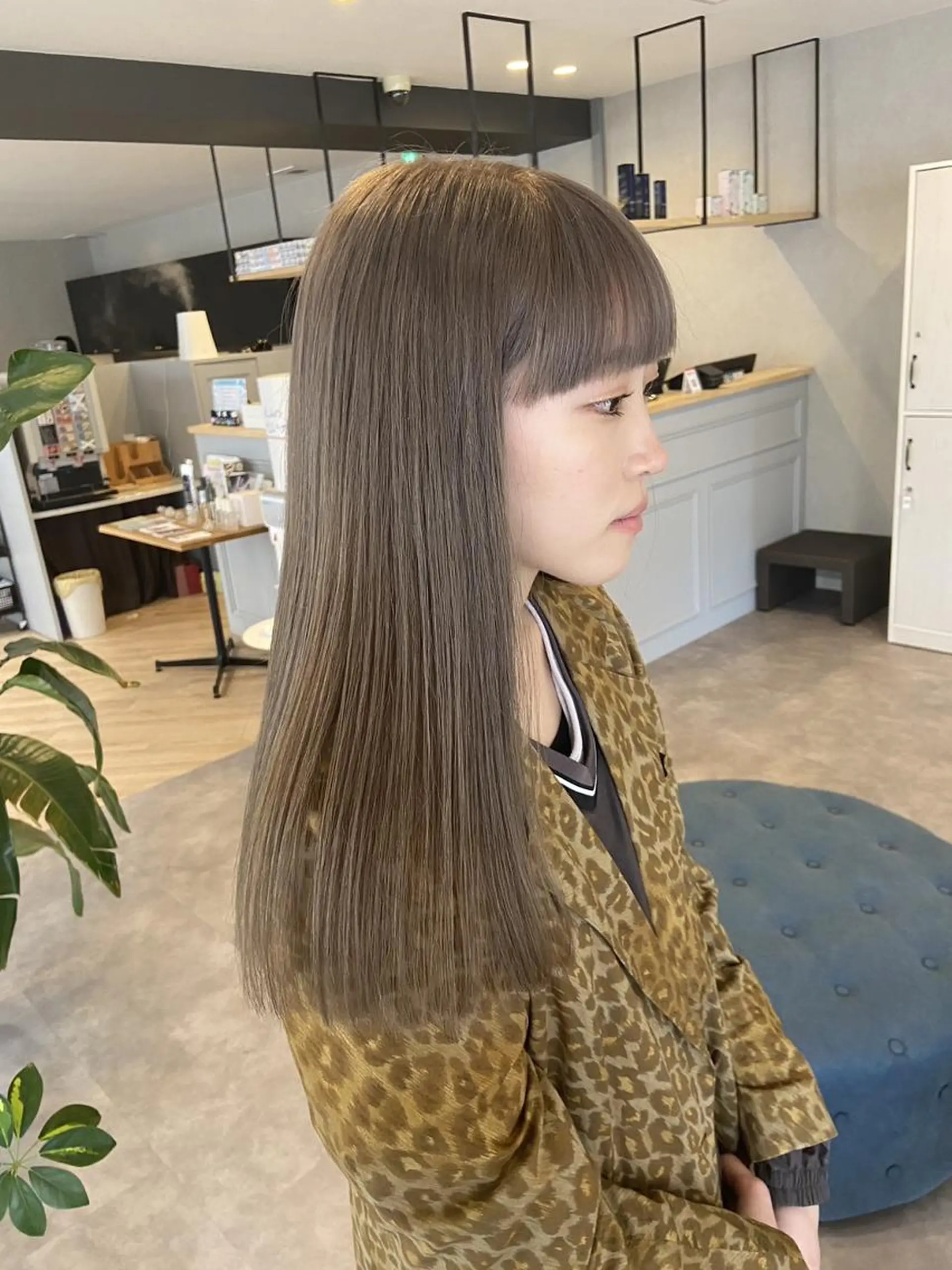 カラー ロング カット ヘアカラー ELLE&SALLY 石野のヘアスタイル