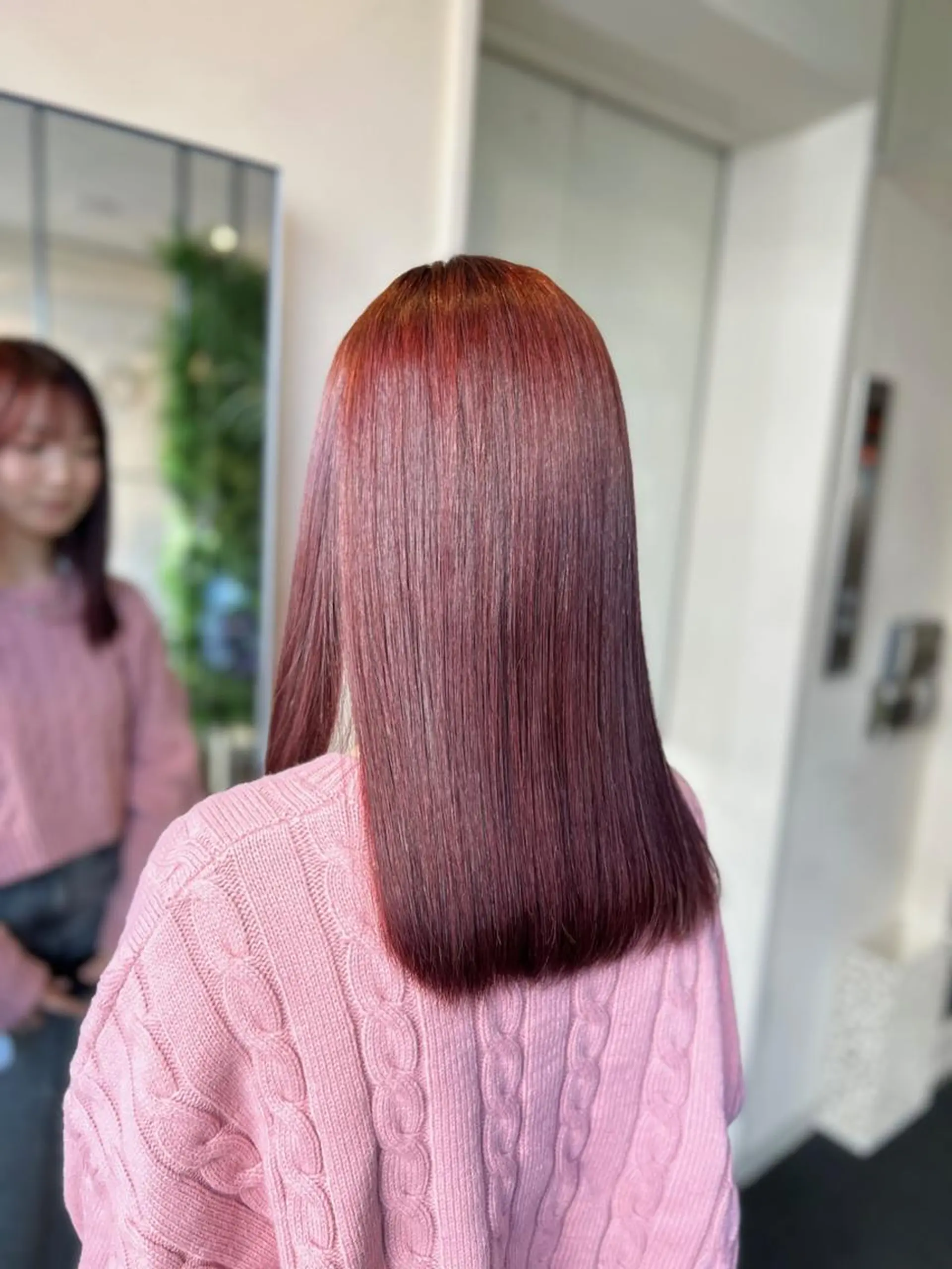 ミディアム カラー レッドカラー ヘアカラー 高田 羊真のヘアスタイル