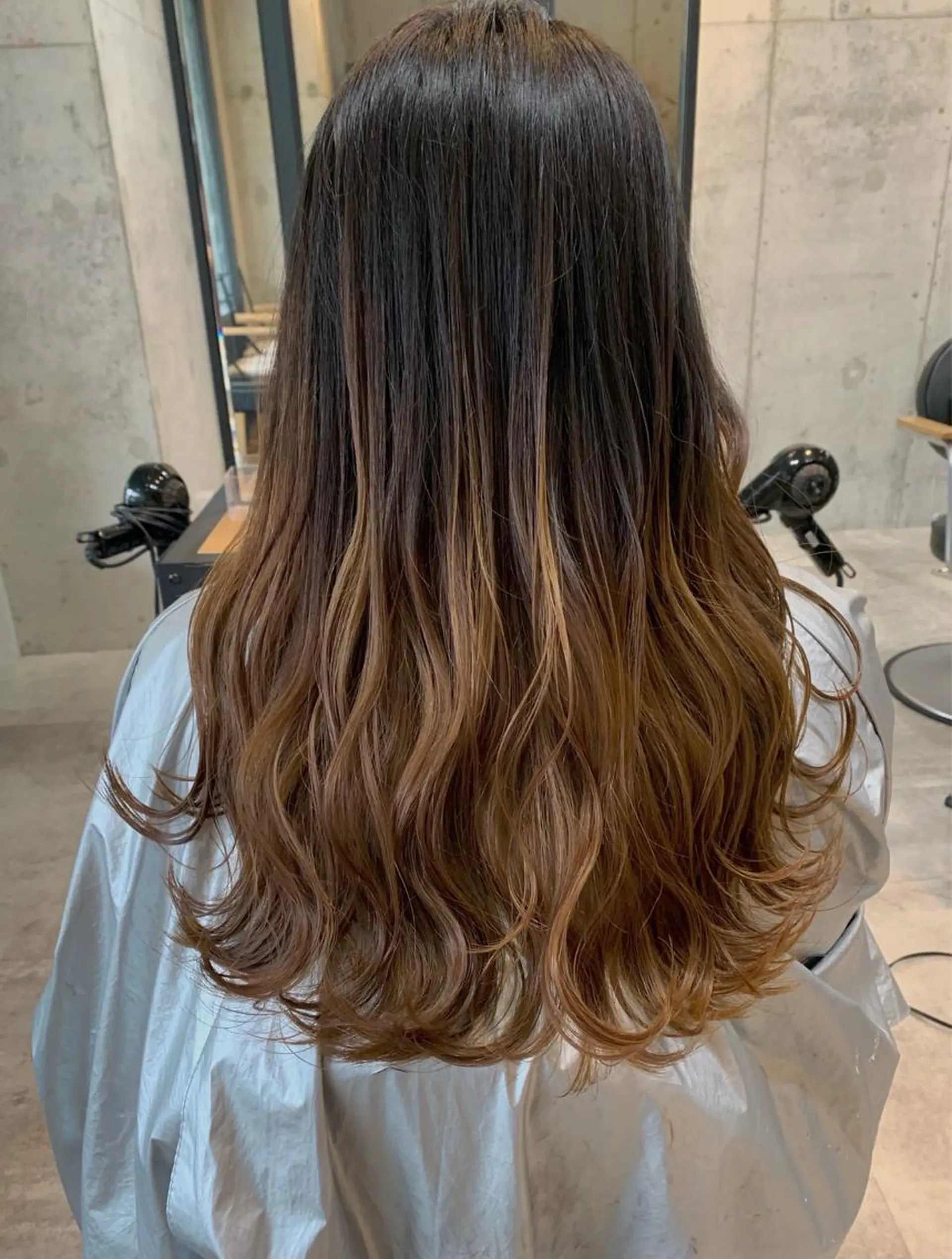 ロング ヘアカラー トリートメント 山本 みきのヘアスタイル