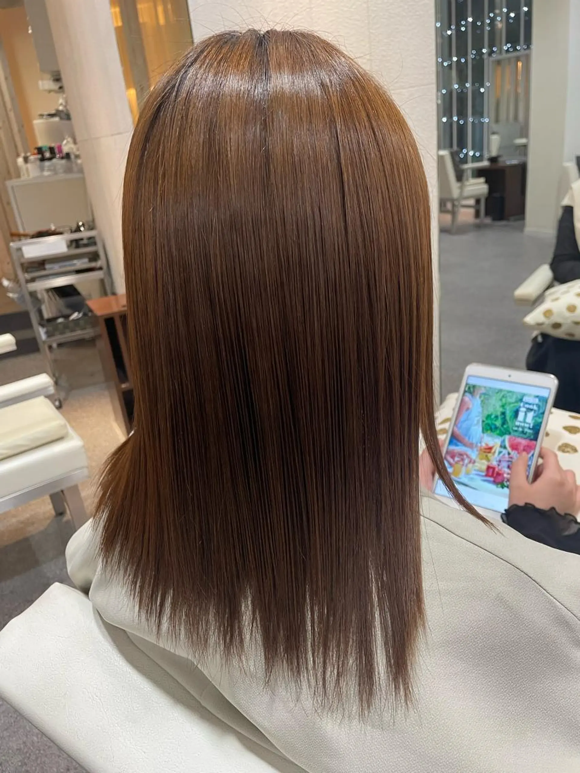 セミロング トリートメント 酸熱トリートメント ナチュラルカラー 児玉優香のヘアスタイル