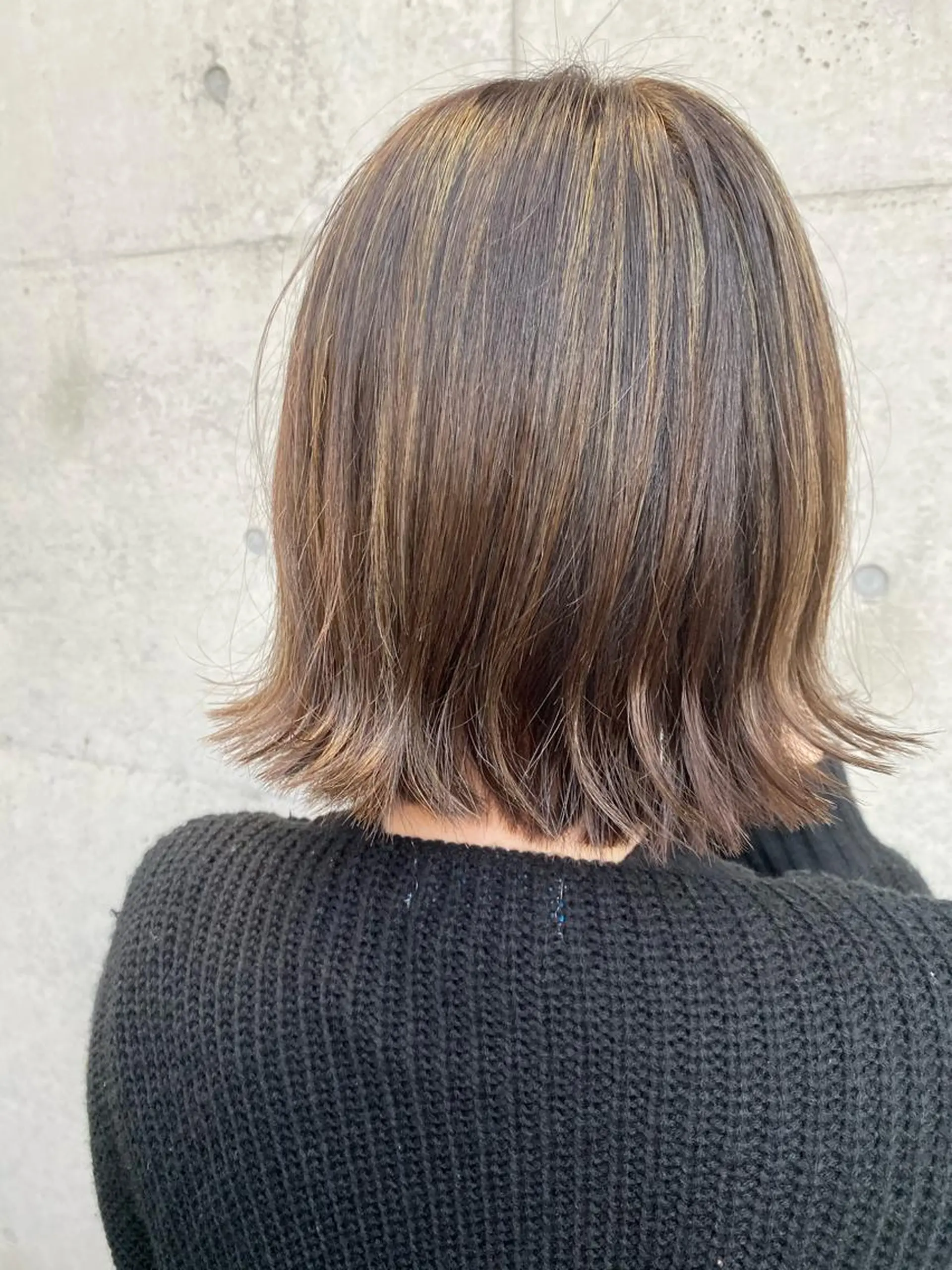 ショート カラー 切りっぱなしボブ ハイライトカラー ボブ ハイライト non .のヘアスタイル