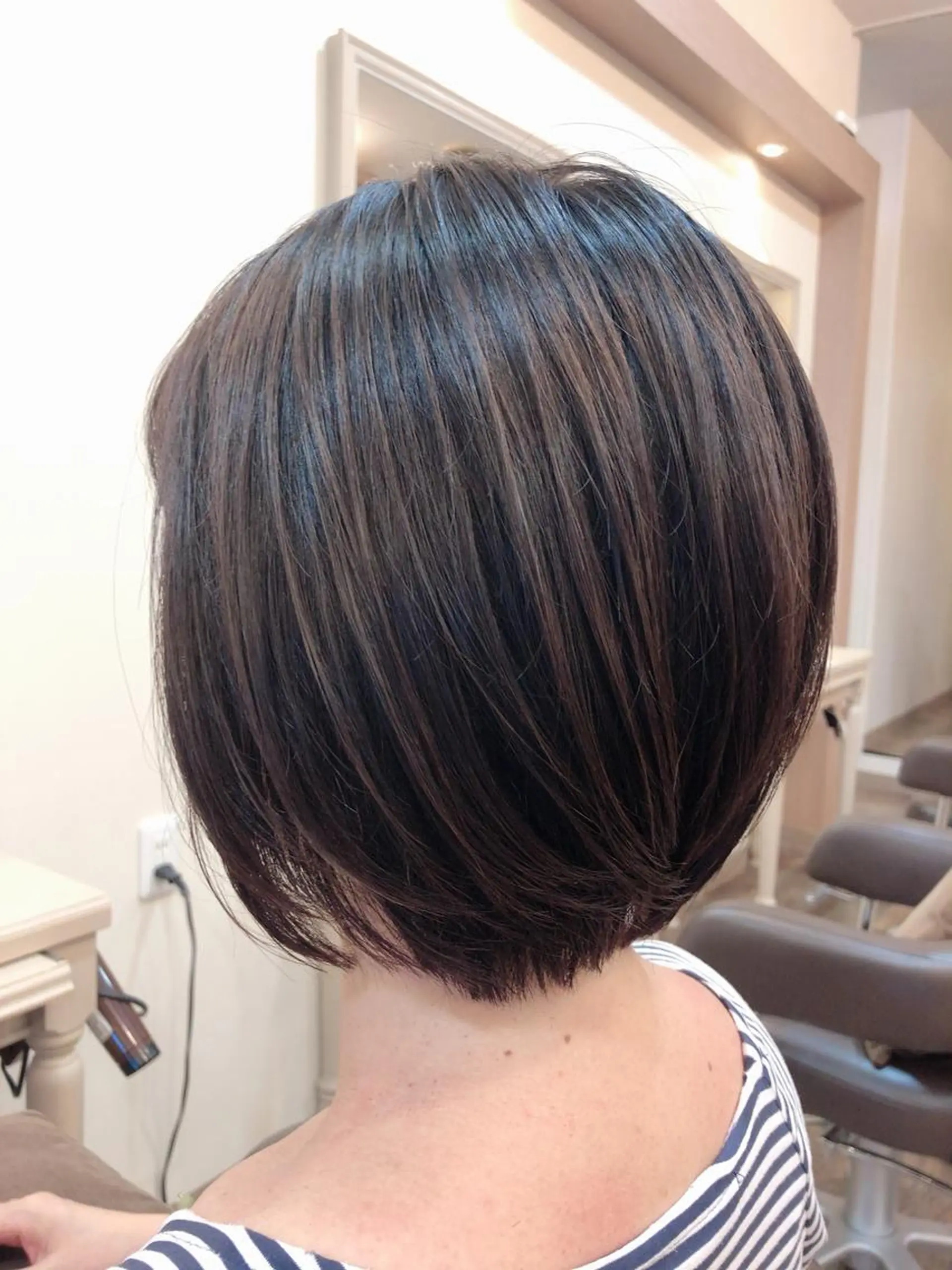 ショート カラー イルミナカラー ボブ カット ヘアカラー 尚平 40代からの 髪質改善専門のその他イメージ