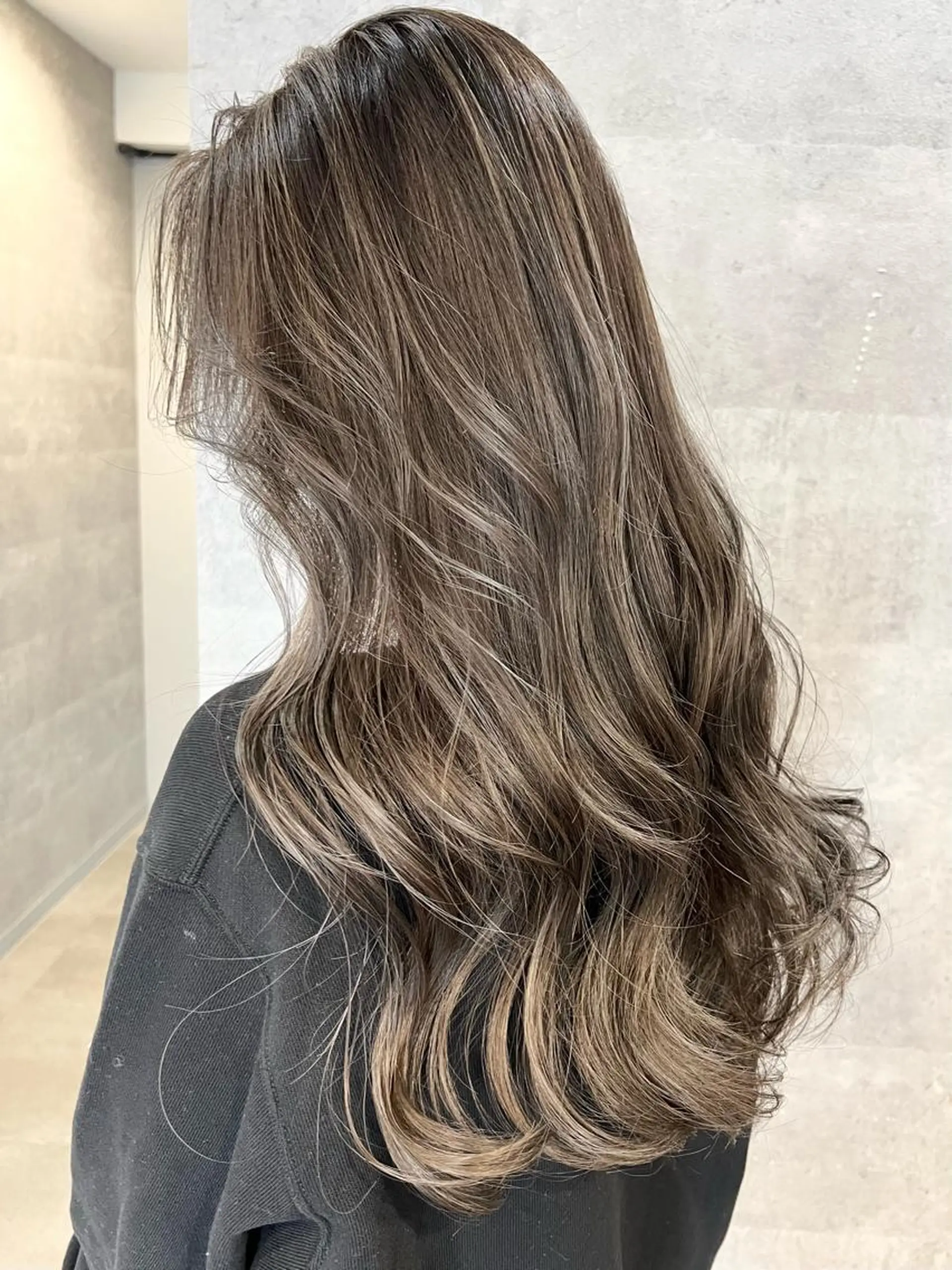 ロング ヘアカラー トリートメント KYOKO 【Bear】のヘアスタイル