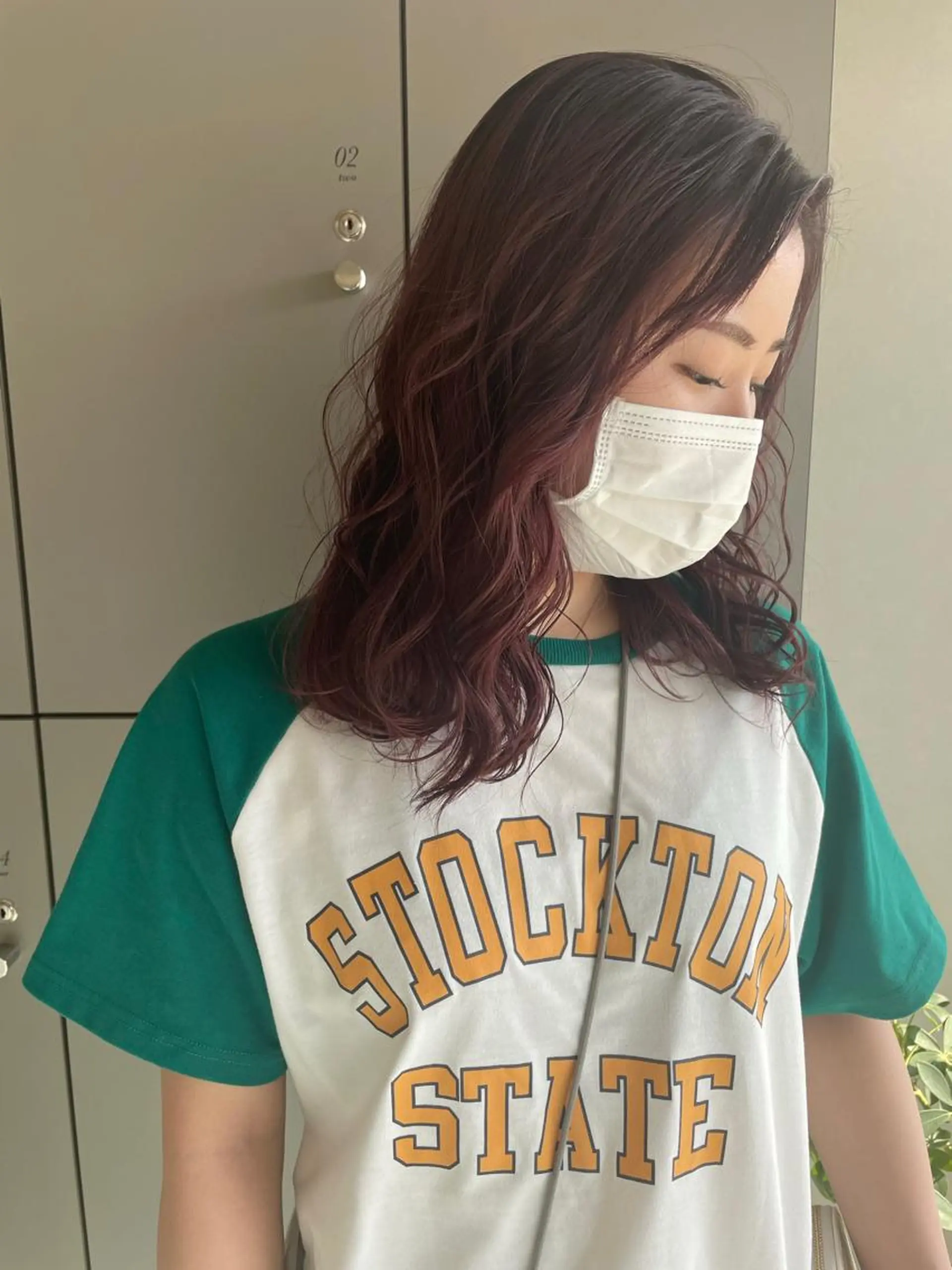 ミディアム 切りっぱなしボブ ショートボブ ミディアムパーマ アッシュ ミストバング カット ヘアカラー トリートメント モテ髪/ボブ/ショー ト/アダチフウトのヘアスタイル