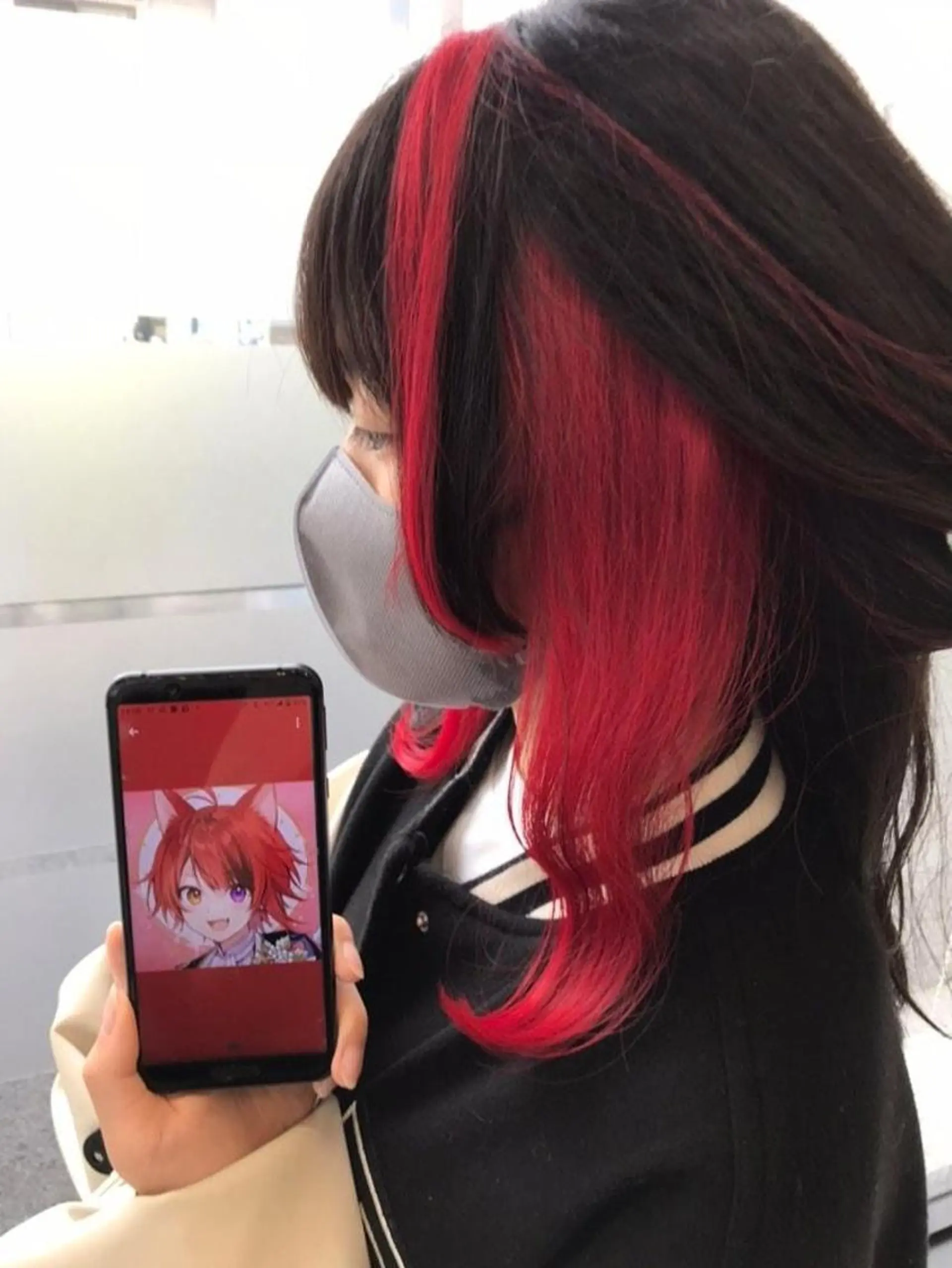 ミディアム カラー インナーカラー レッドカラー あらげ 🌈推しカラー🌈ᵕのヘアスタイル