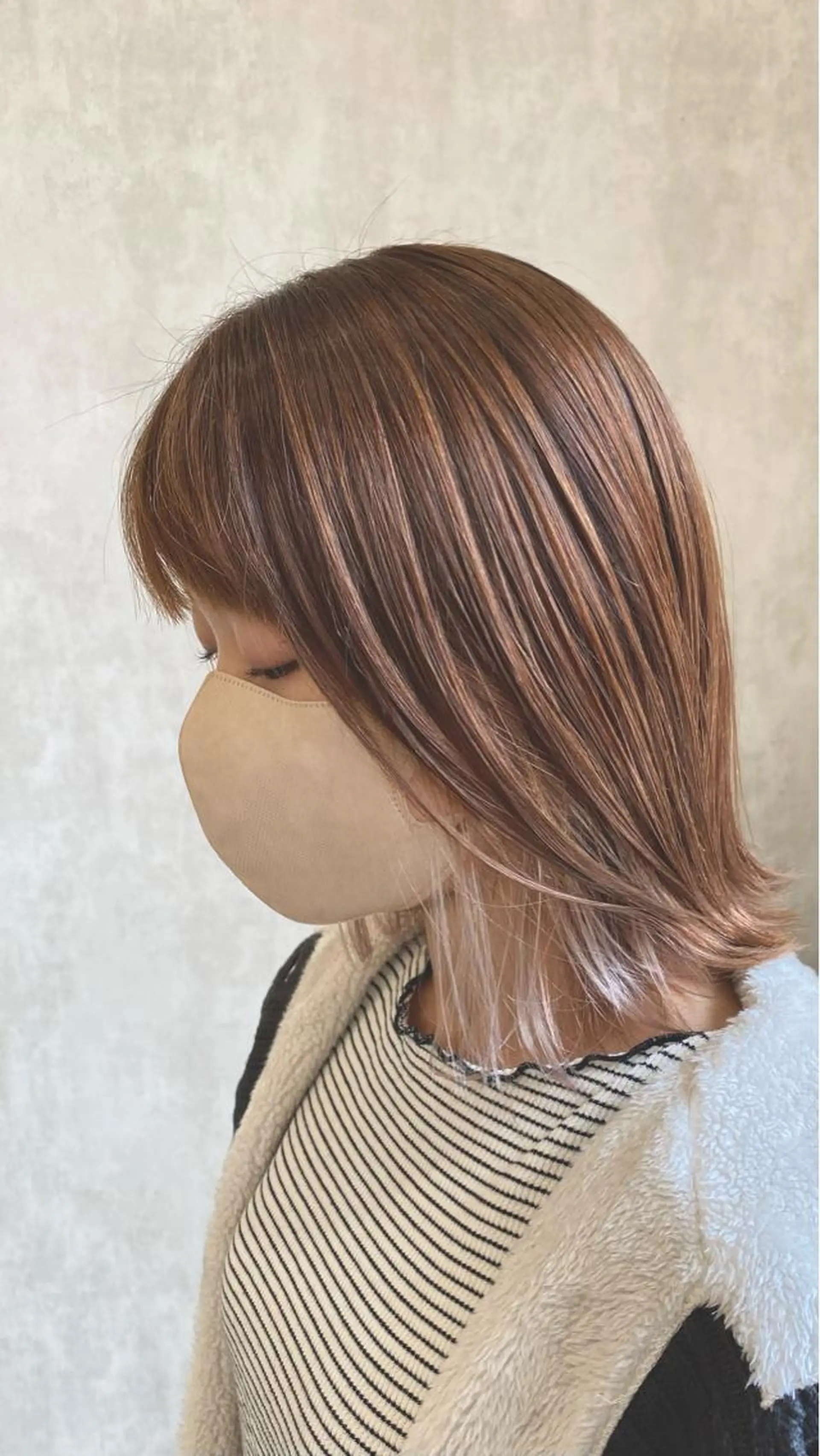 ミディアム 藤田 沙織のヘアスタイル