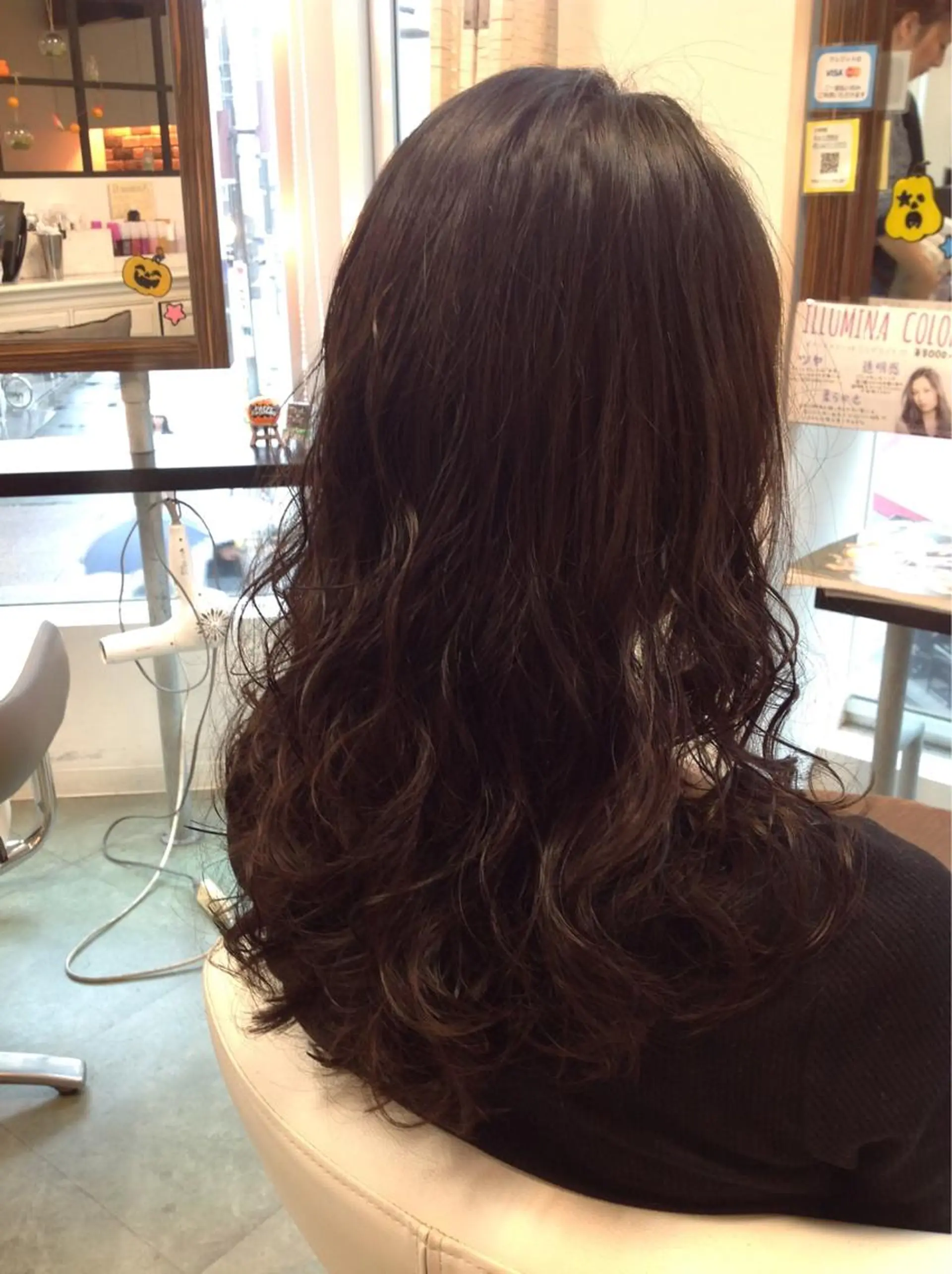 ロング パーマ 榎園 由美のヘアスタイル