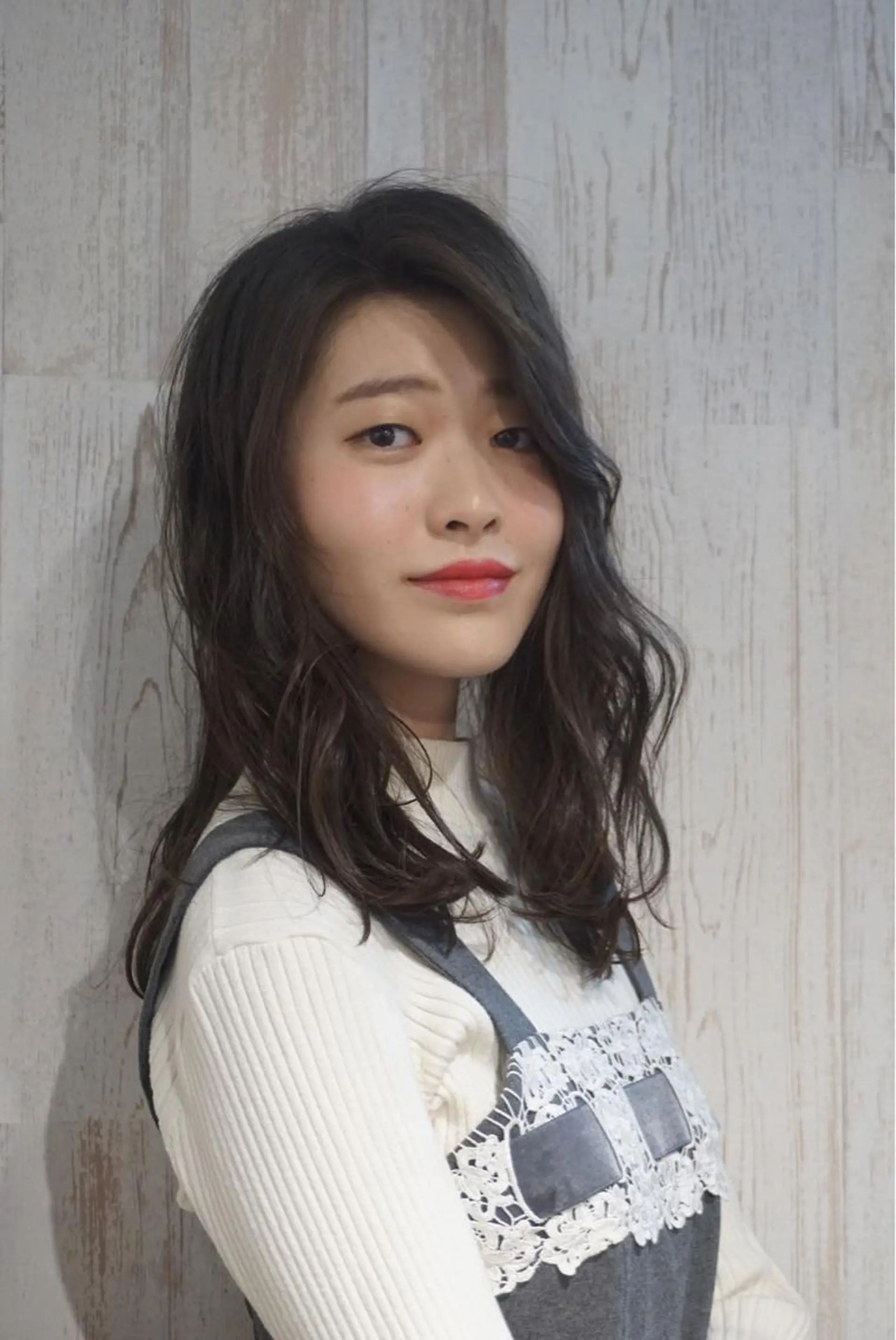 セミロング 大場 優のヘアスタイル