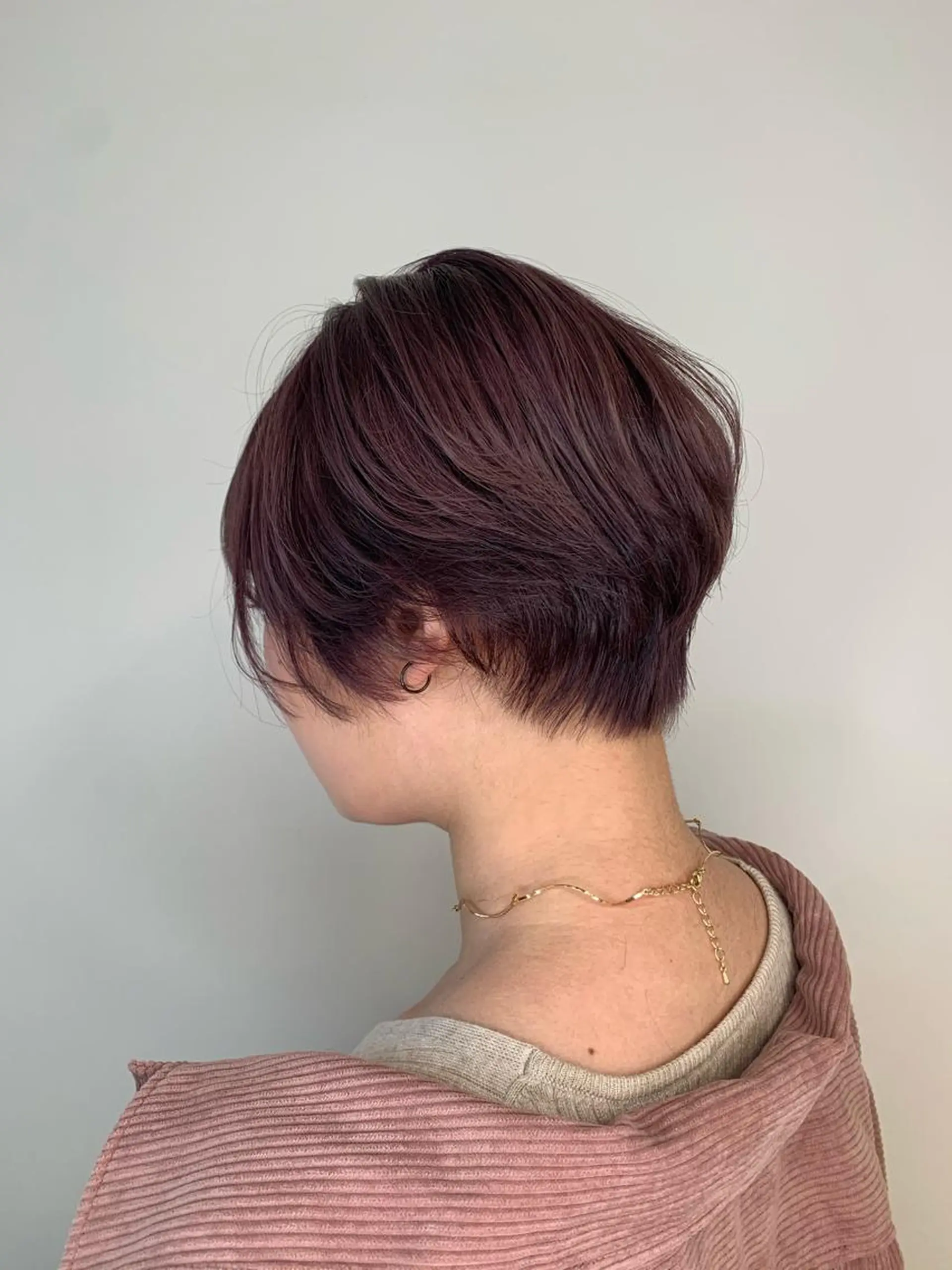 ショート カラー ベージュカラー ラベンダーカラー ラベンダーベージュ カット ヘアカラー 顔まわりカット✄ ベージュカラー🧸のヘアスタイル