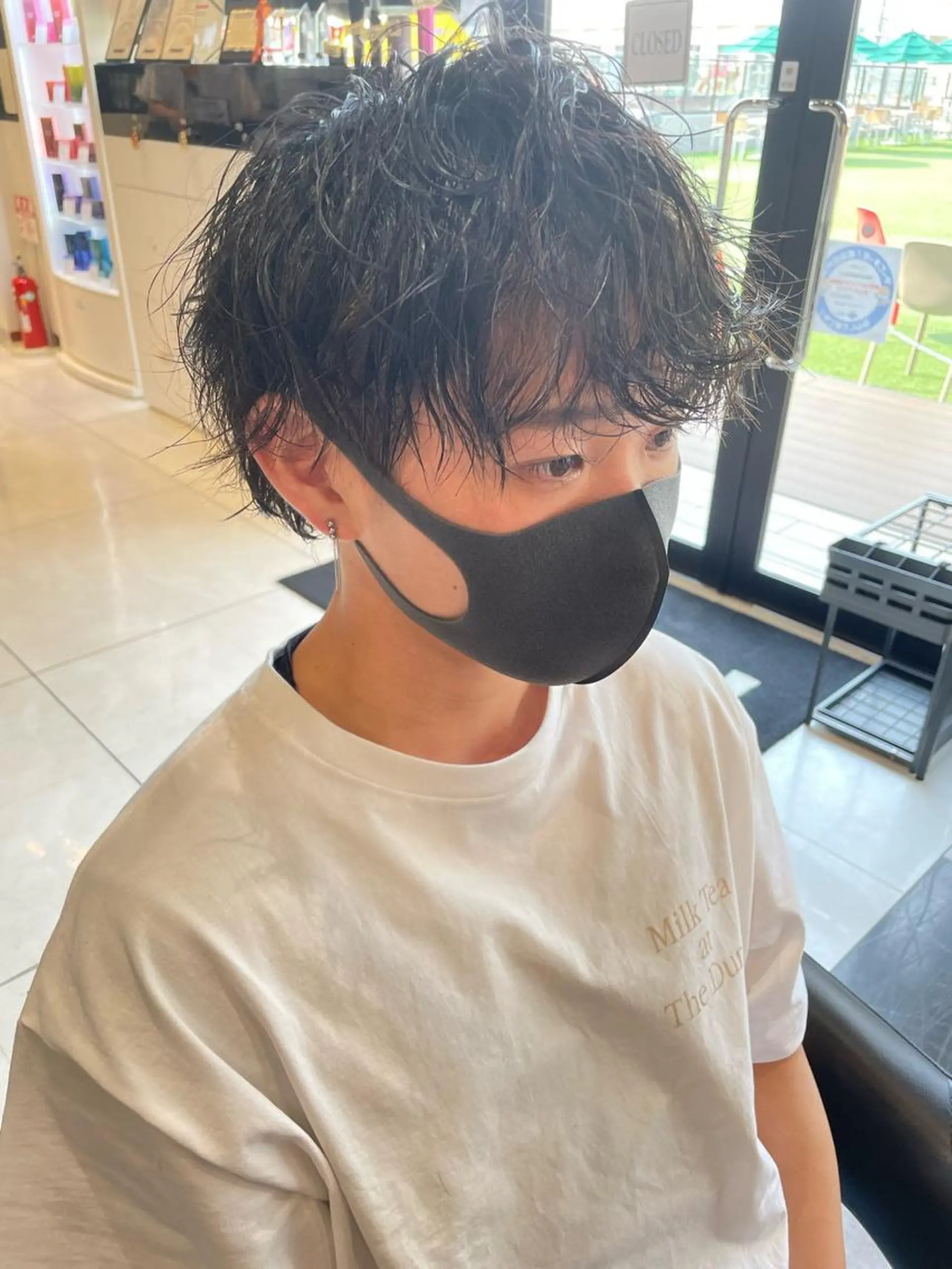 ショート パーマ メンズ マッシュウルフ マッシュ メンズパーマ ツイストスパイラルパーマ メンズウルフカット メンズヘア特化 崎田 成人のヘアスタイル