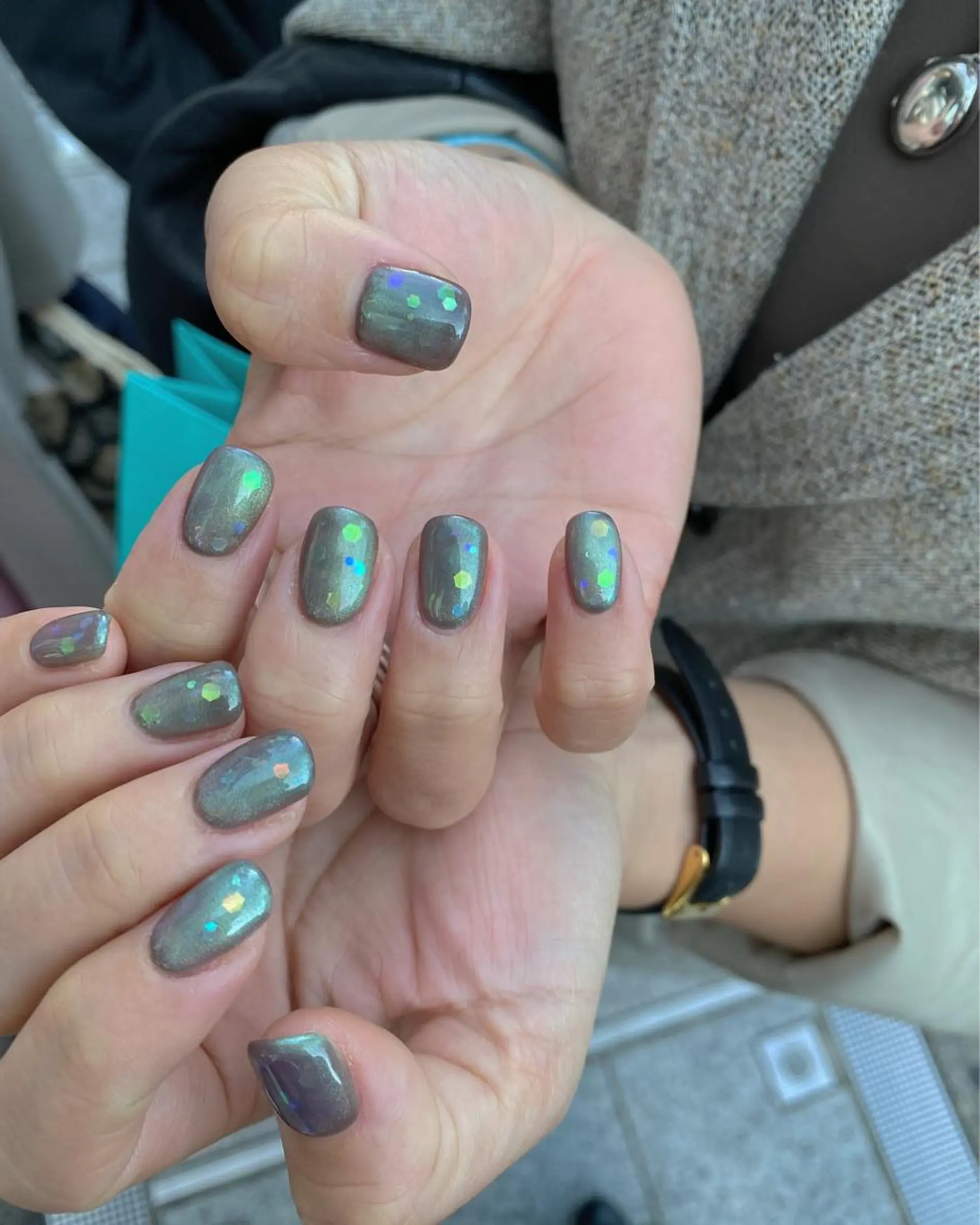 ネイル アートネイル キラキラネイル 韓国ネイル マグネットネイル ミラーネイル 🌼大西洋子 laughl🌼のネイルデザイン