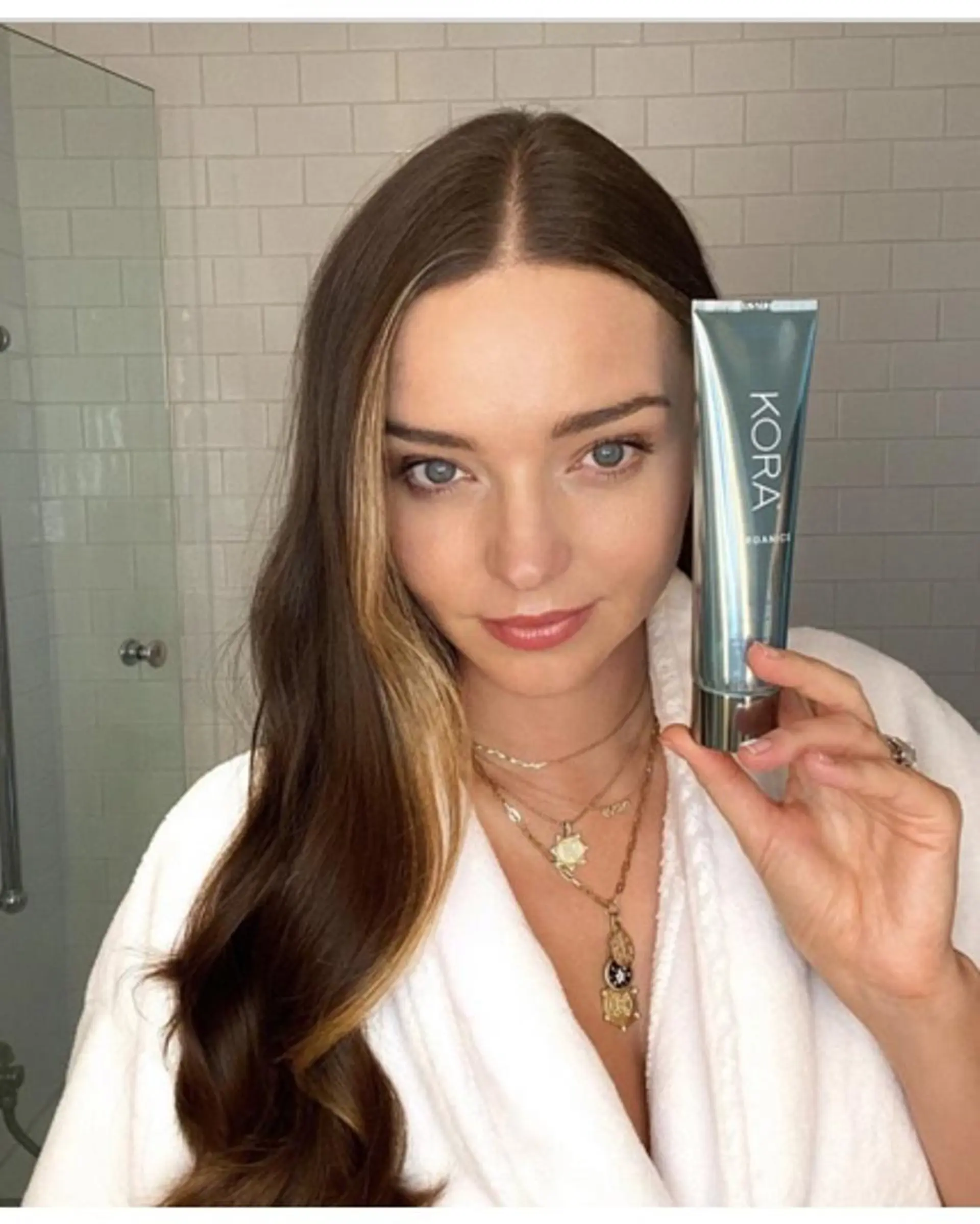 カラー ミストバング  フェイスフレーミング EARTH検見川浜 鈴木学のヘアスタイル