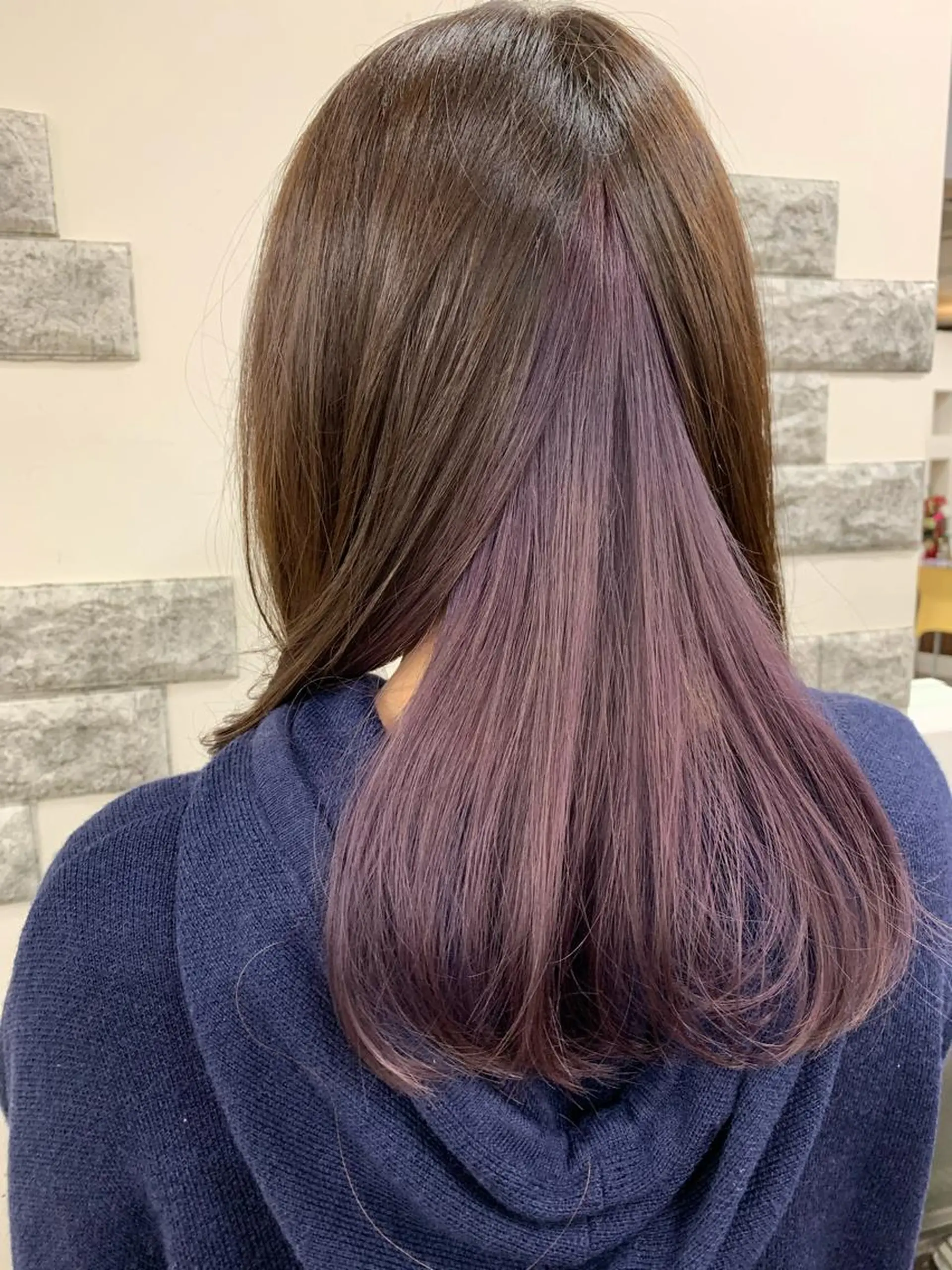 セミロング カラー 薄田 珠美のヘアスタイル