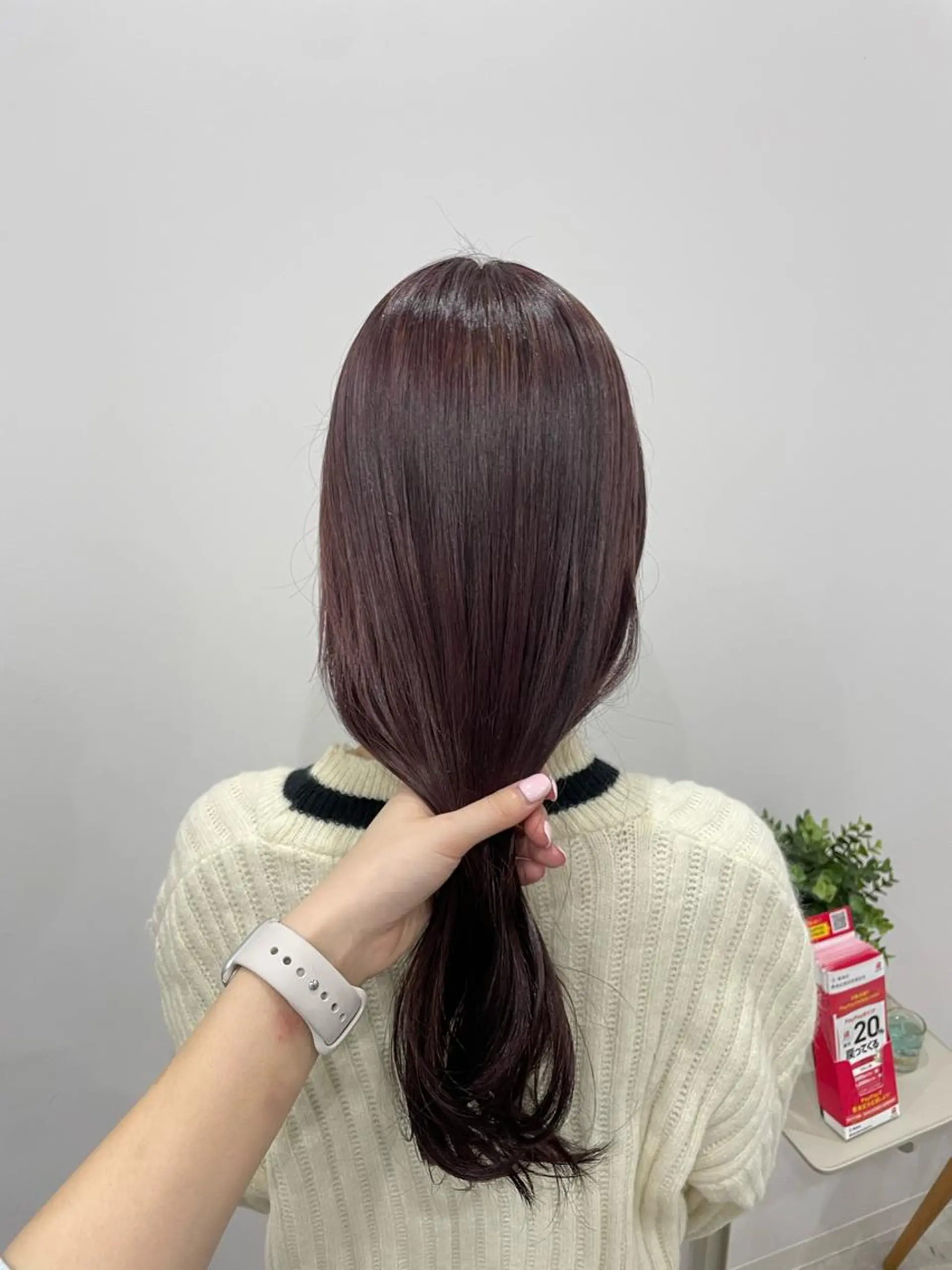 セミロング カラー ブラウンカラー カシス カット ヘアカラー トリートメント ニシザカ マナのヘアスタイル