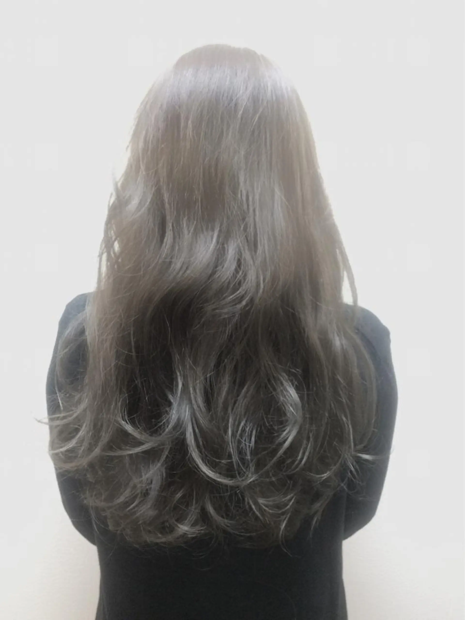 カラー 龍 門のヘアスタイル