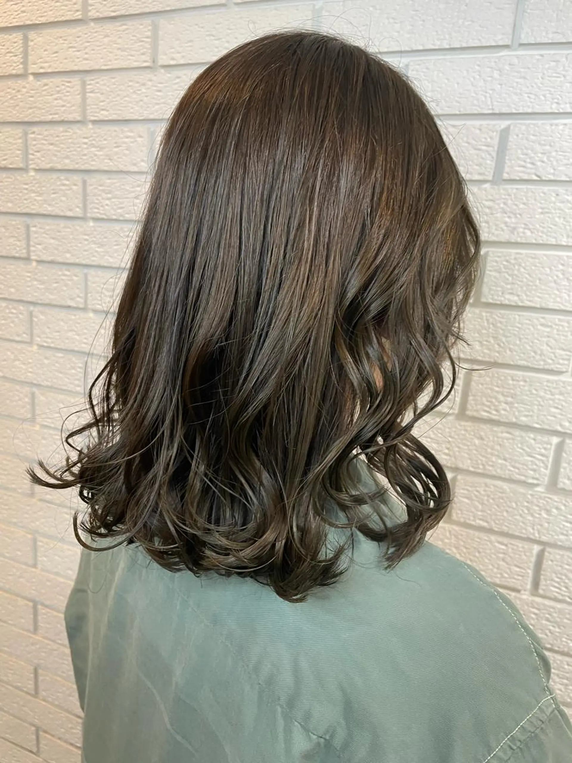 ミディアム 外ハネヘア ニュアンスデザイン✄ YOU♡のヘアスタイル