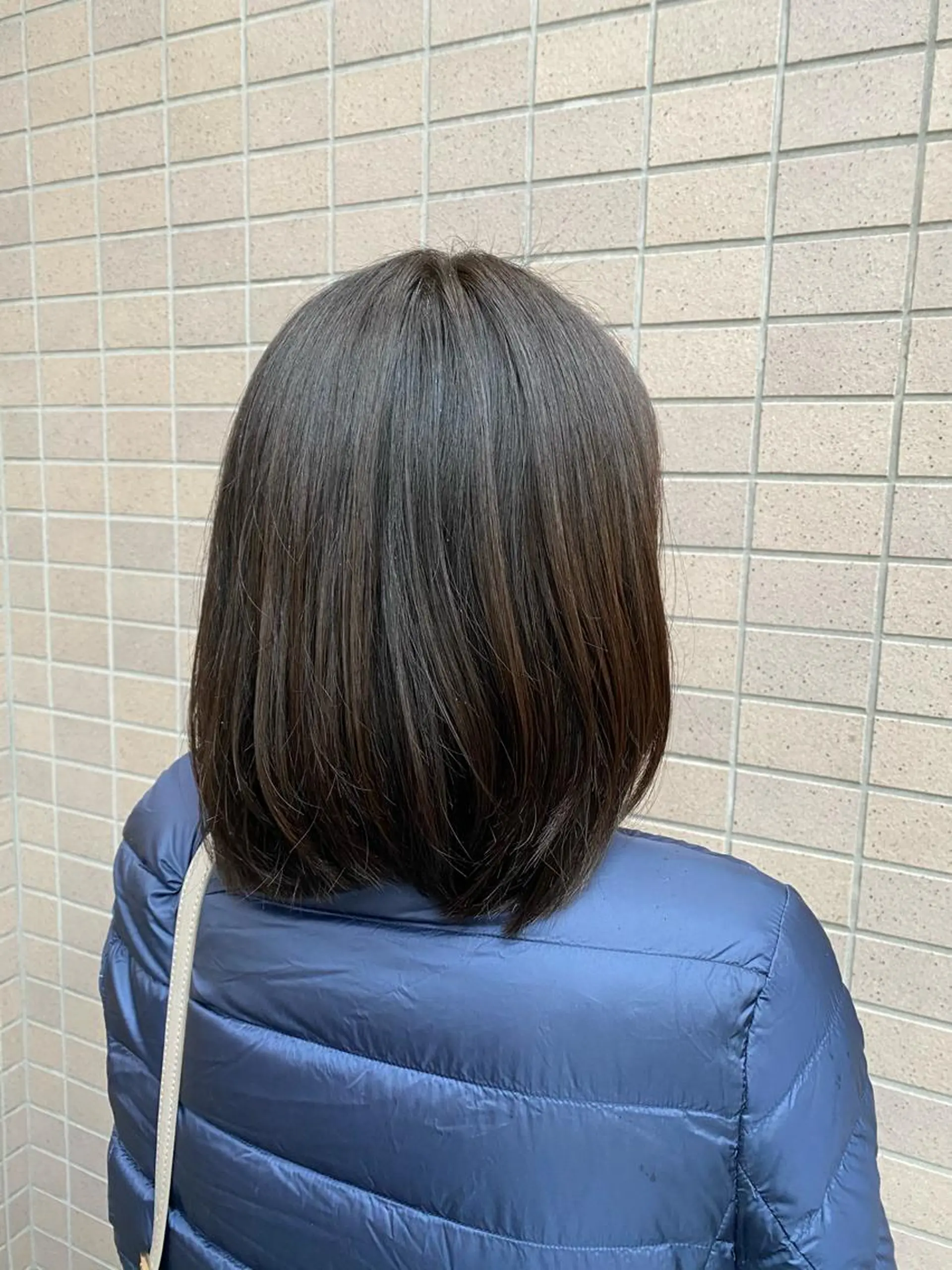 ミディアム BiBi 藤野あゆみのヘアスタイル