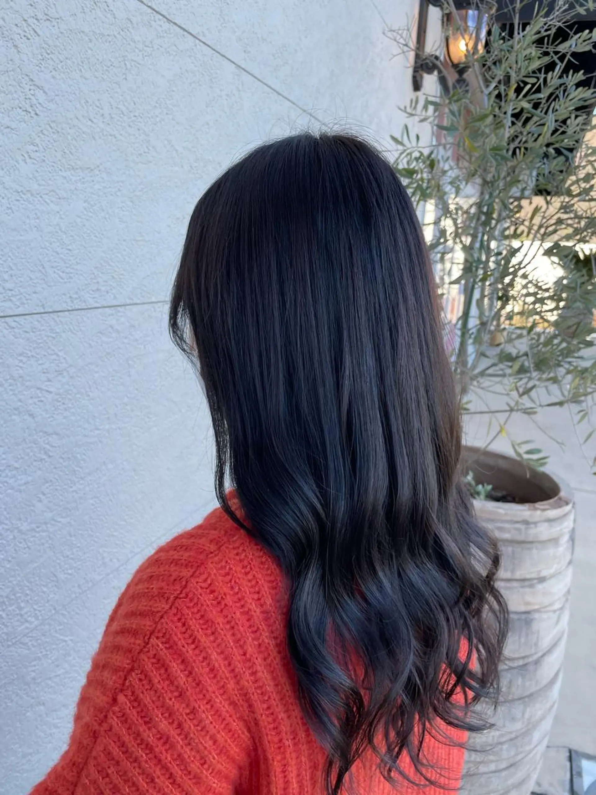 ロング カラー グレージュ アイスグレージュ ヘアカラー トリートメント 鵜飼 真伍のヘアスタイル