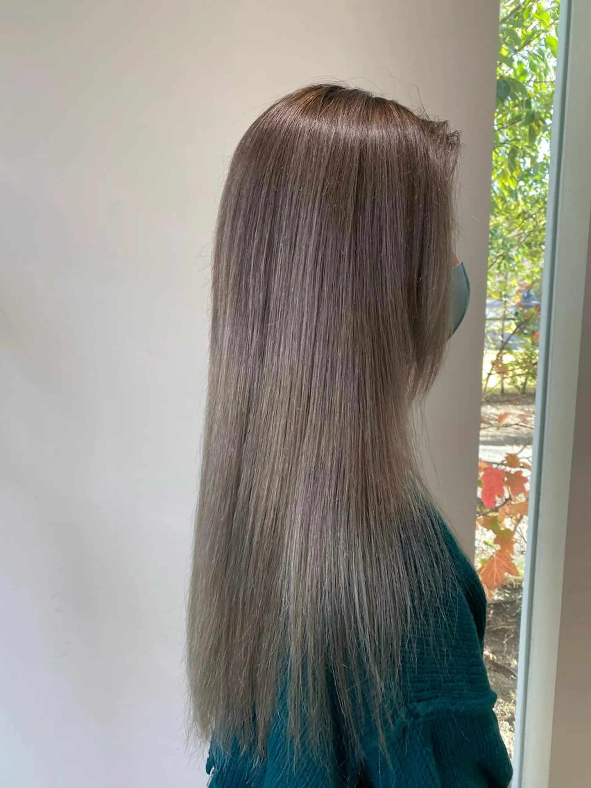 ロング 網谷 華乃のヘアスタイル