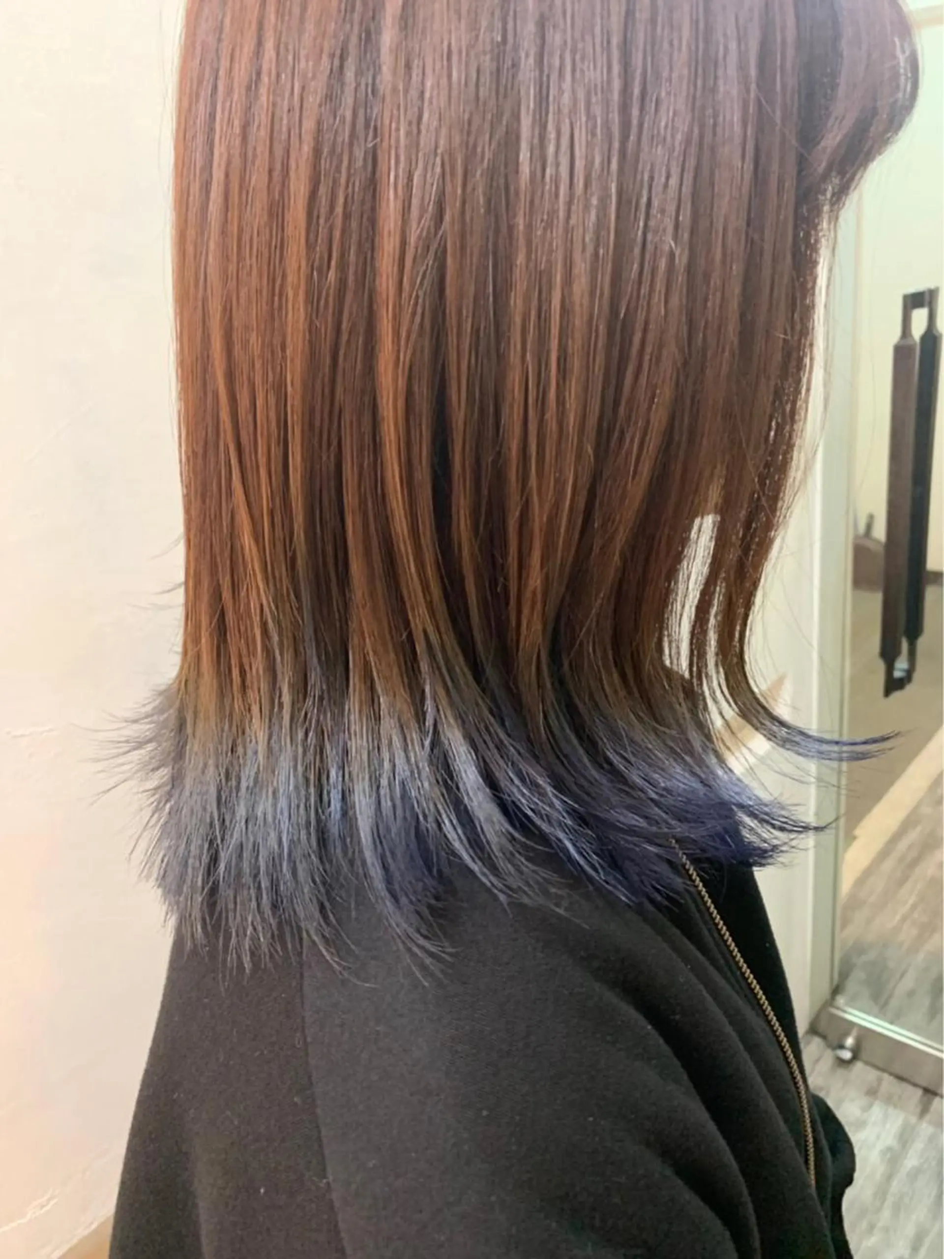 セミロング カラー クオーレ hairのヘアスタイル