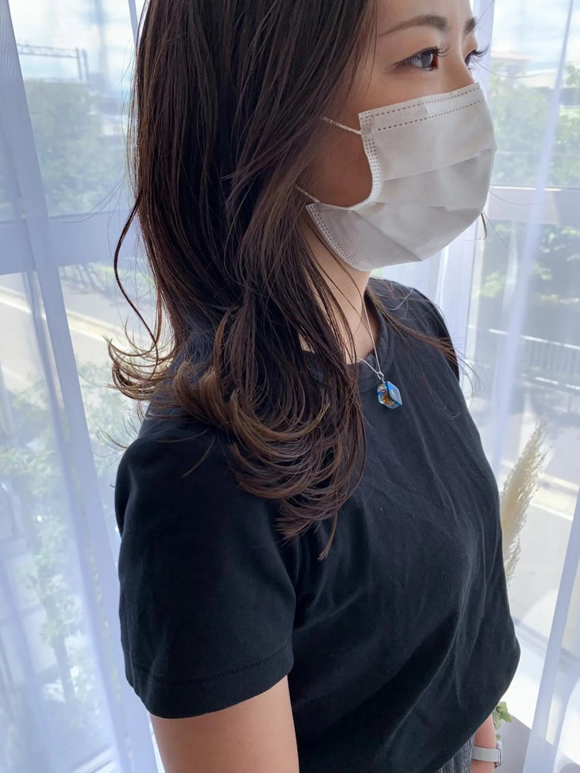 ロング カラー アッシュ ブリーチ ケアブリーチ 透明感カラー ダブルカラー カット トリートメント モリシュンスケ /レイヤー/髪質改善のヘアスタイル