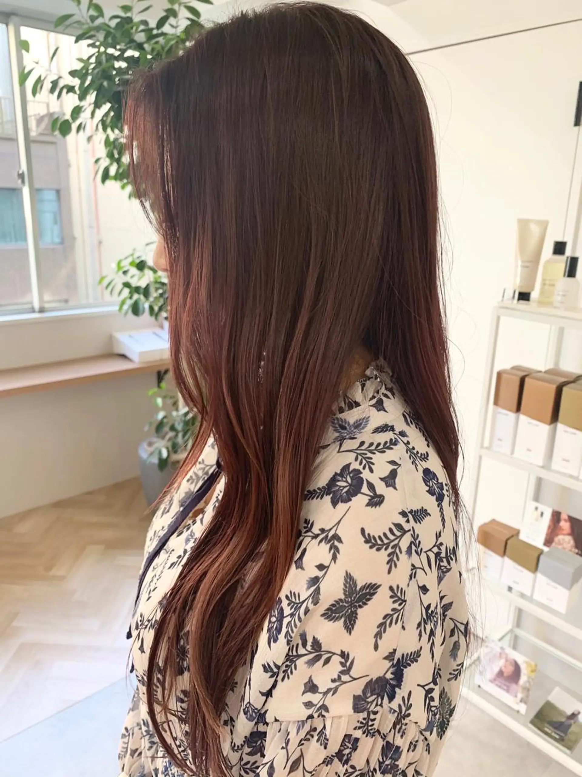 ロング カラー 斉藤 未佳のヘアスタイル