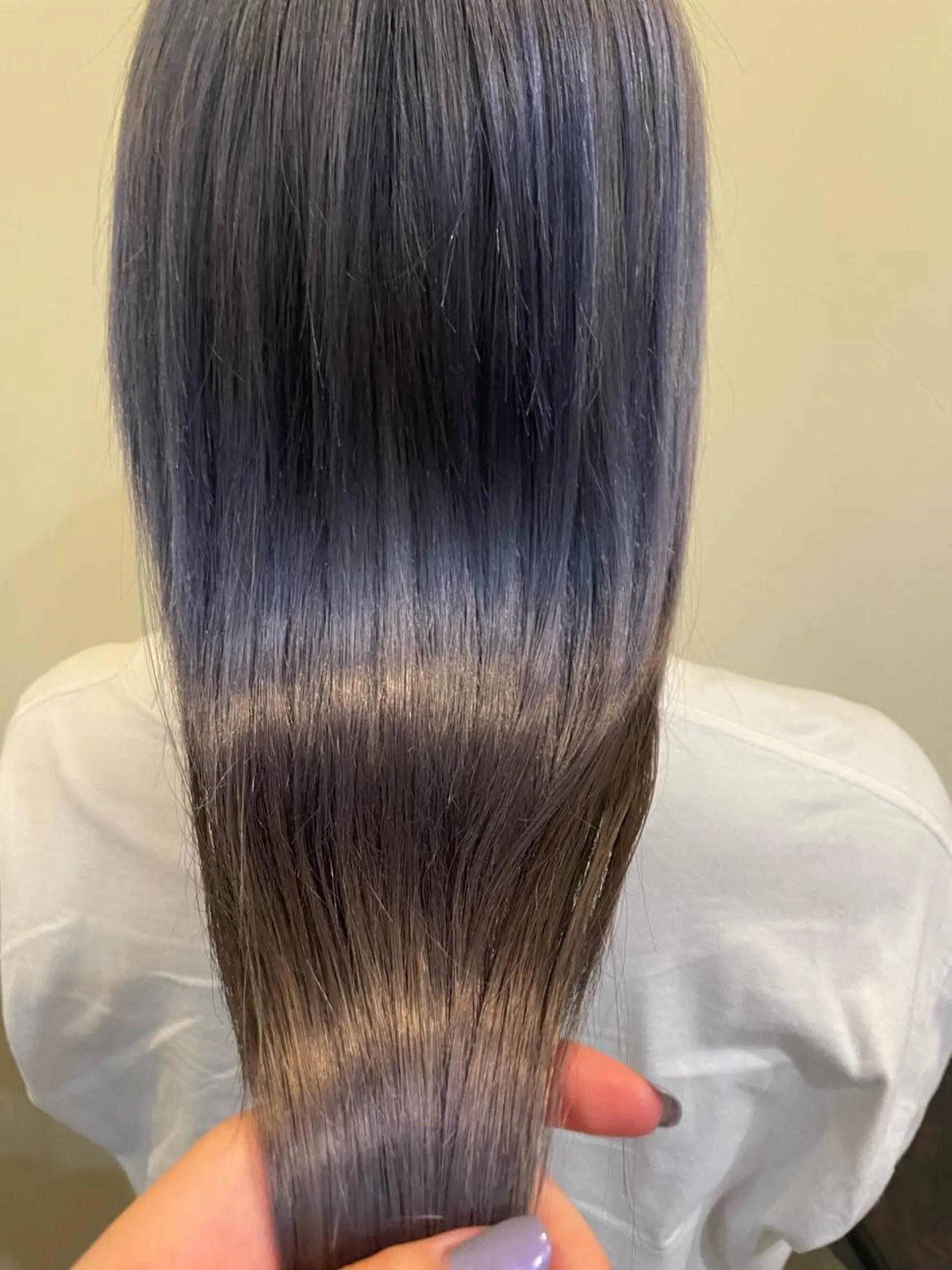 セミロング カラー Hika.ハイトーン 髪質改善🩵ᩚ🫧のヘアスタイル