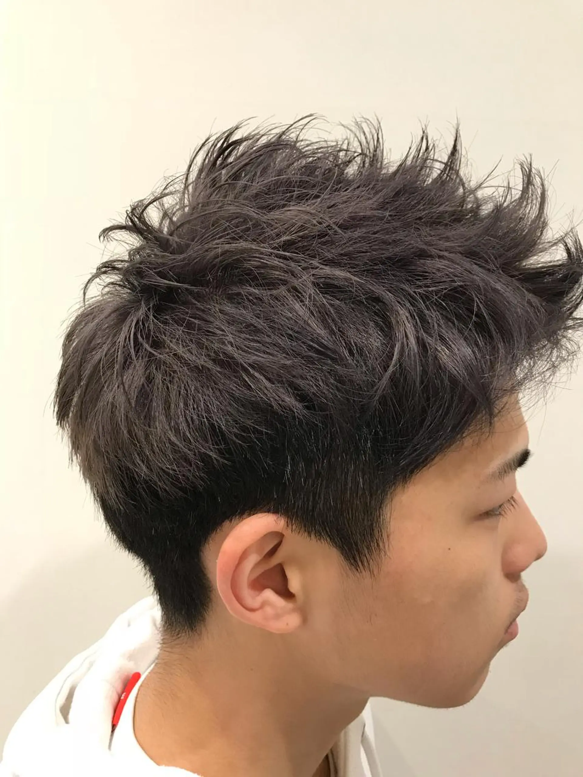 ショート カラー メンズ メンズブリーチ 刈り上げ ブリーチ ダブルカラー クロスパーマ松永裕久 似合わせカットのヘアスタイル