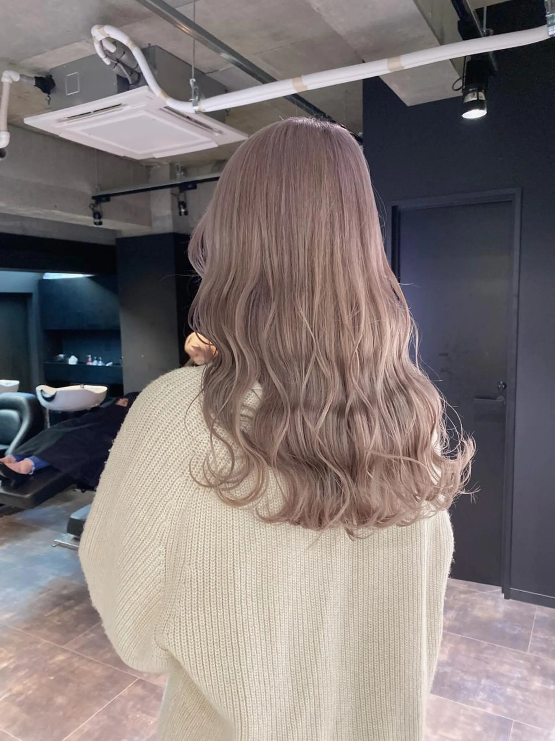 ミディアム カラー グレージュ esu 天満のヘアスタイル