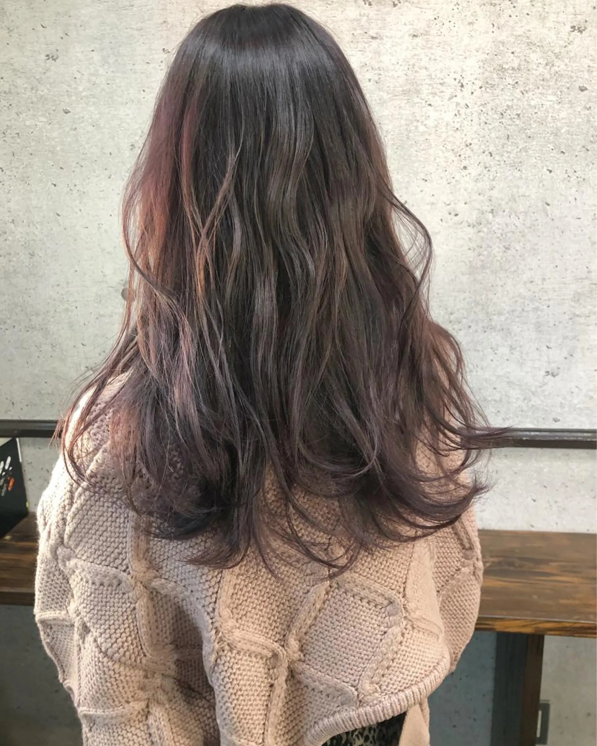 ミディアム カラー ブリーチ カット ヘアカラー 江原 彩華のヘアスタイル