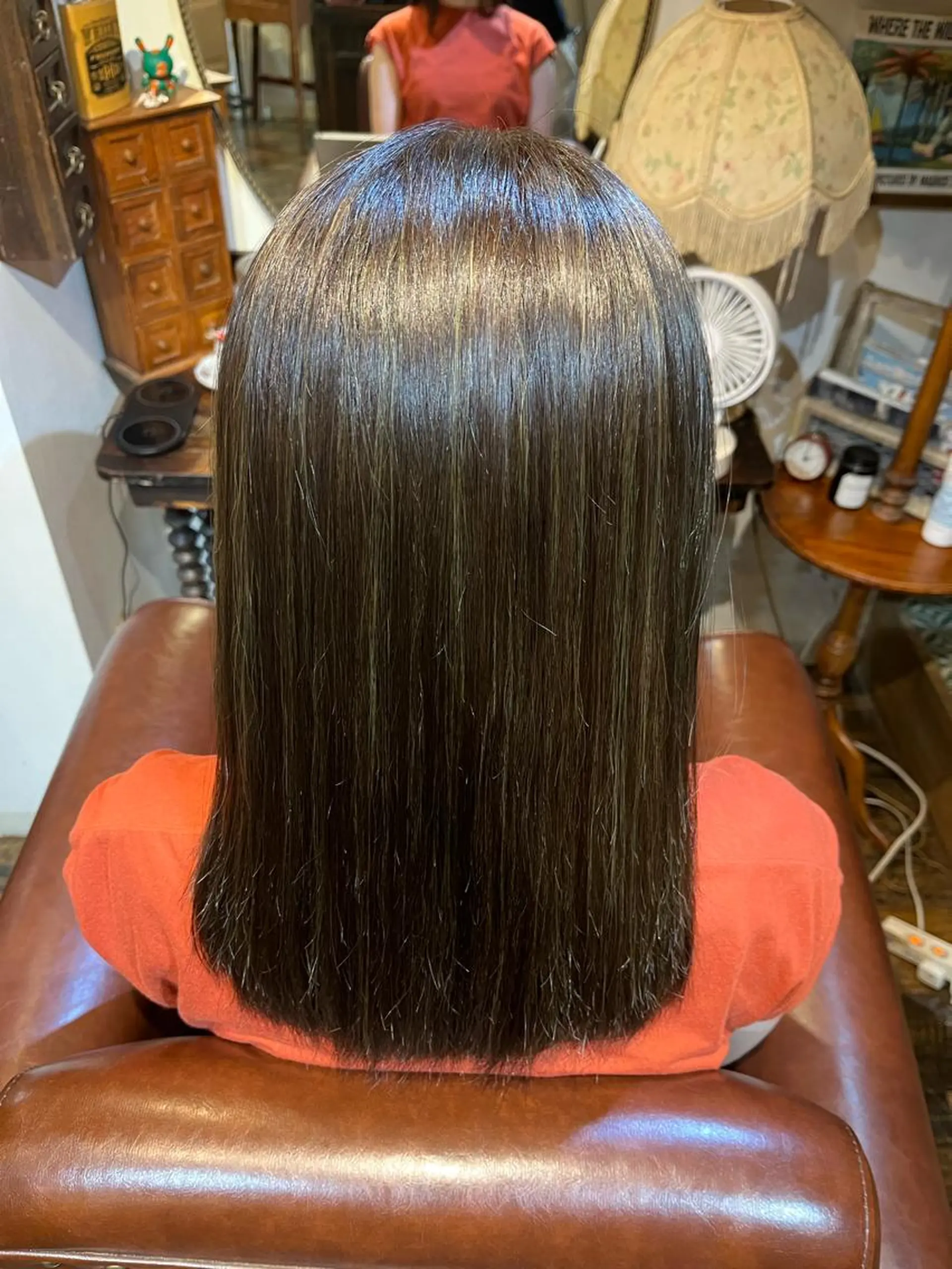 セミロング カラー ブリーチ ハイライトカラー ハイライト 朝が楽なパーマ 🌱ショート/緒方椋のヘアスタイル