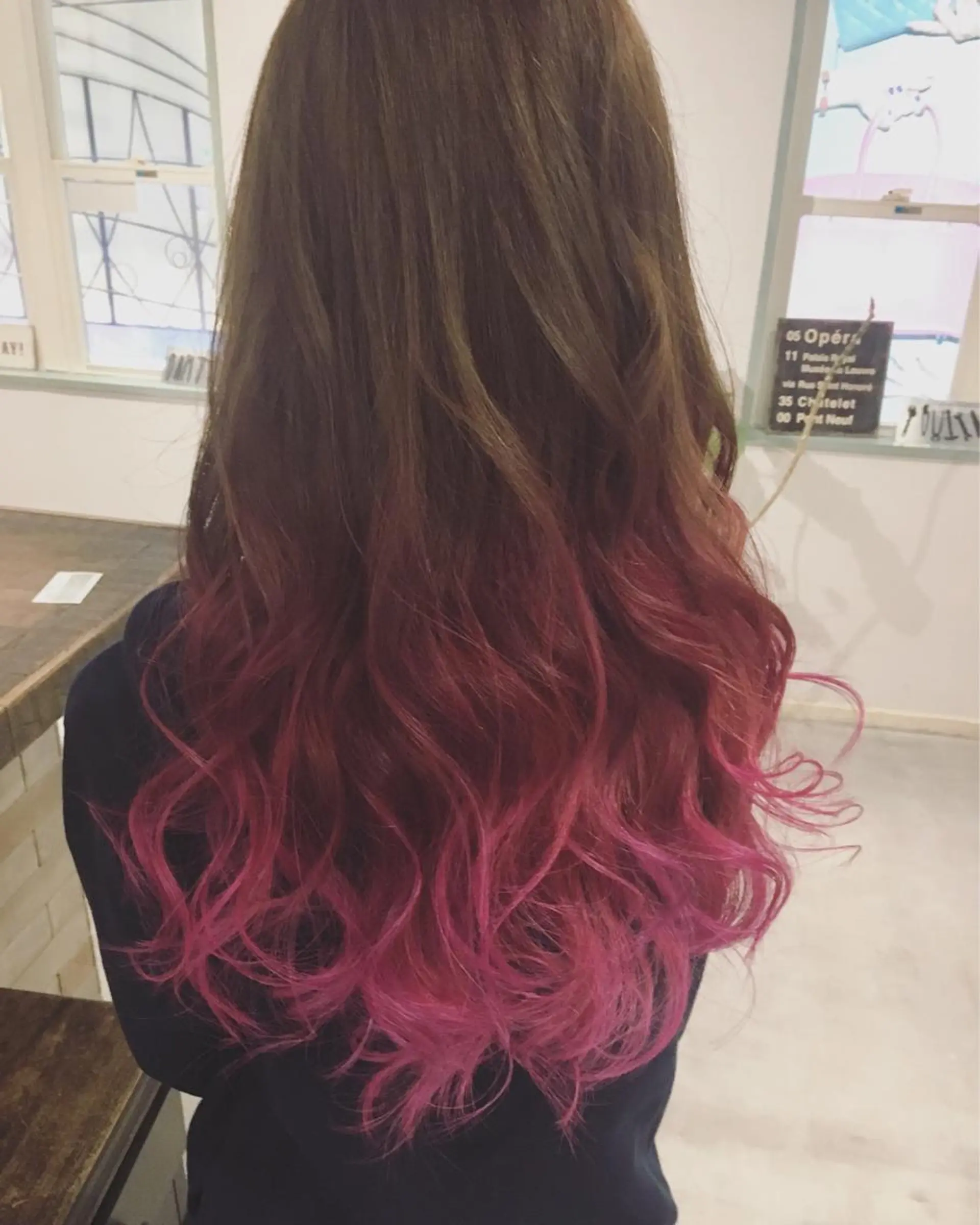 セミロング カラー グラデーションカラー ピンクカラー ハイトーン×髪質改善 KENTAのヘアスタイル